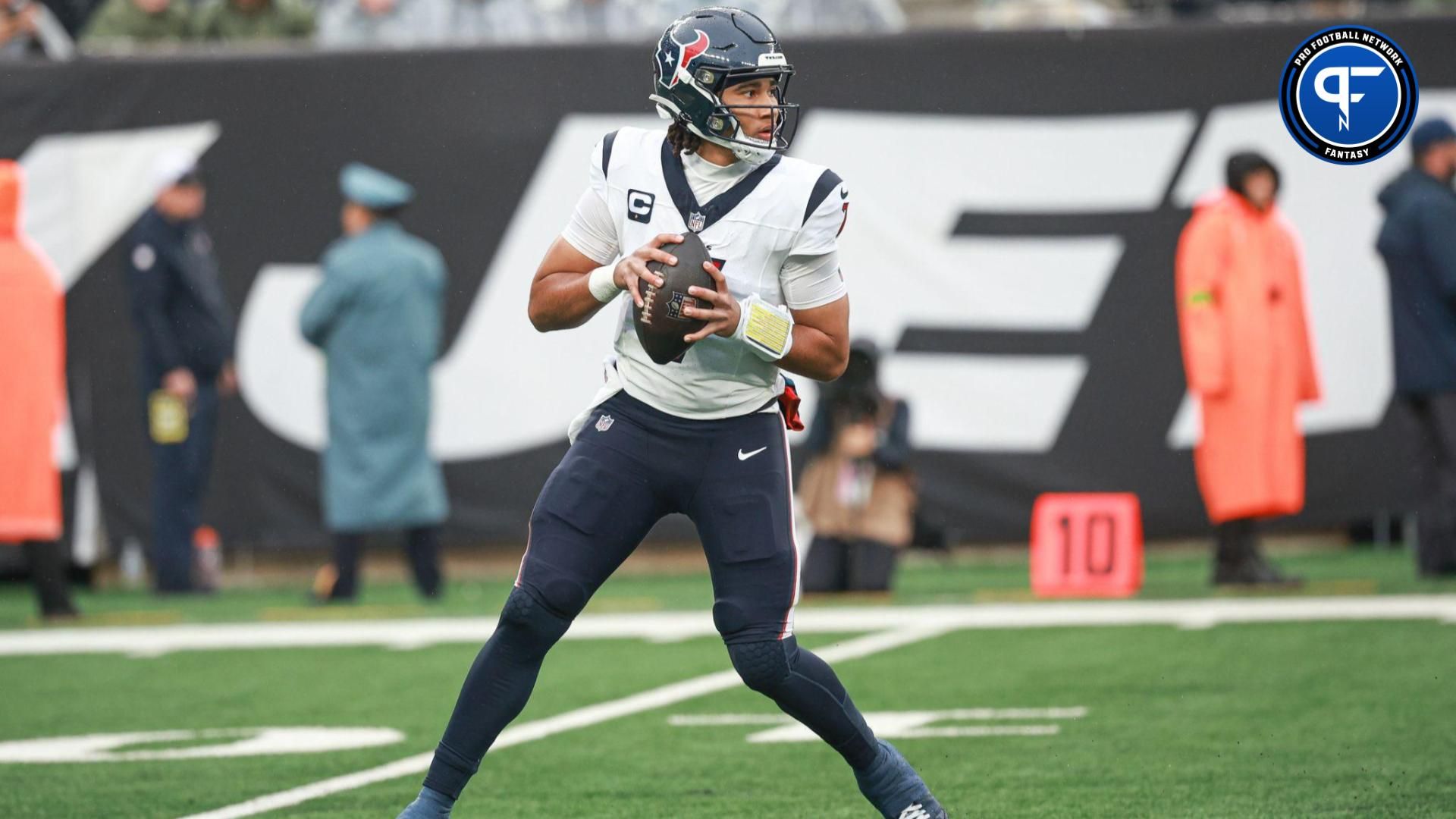 Houston Texans quarterback C.J. Stroud (7) drops back to pass during the first half against the New York Jets at MetLife Stadium.