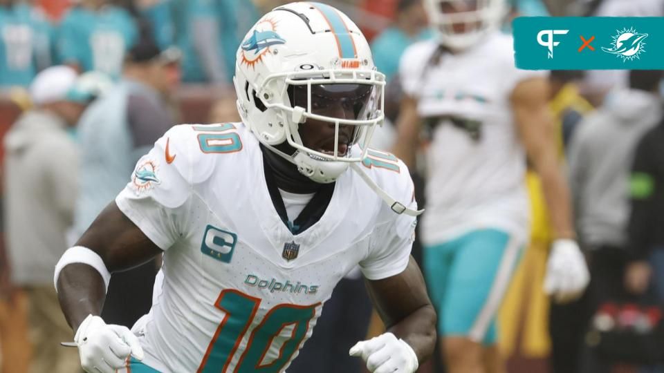 Miami Dolphins wide receiver Tyreek Hill (10) on the field during warm up prior to the game against the Washington Commanders at FedExField.