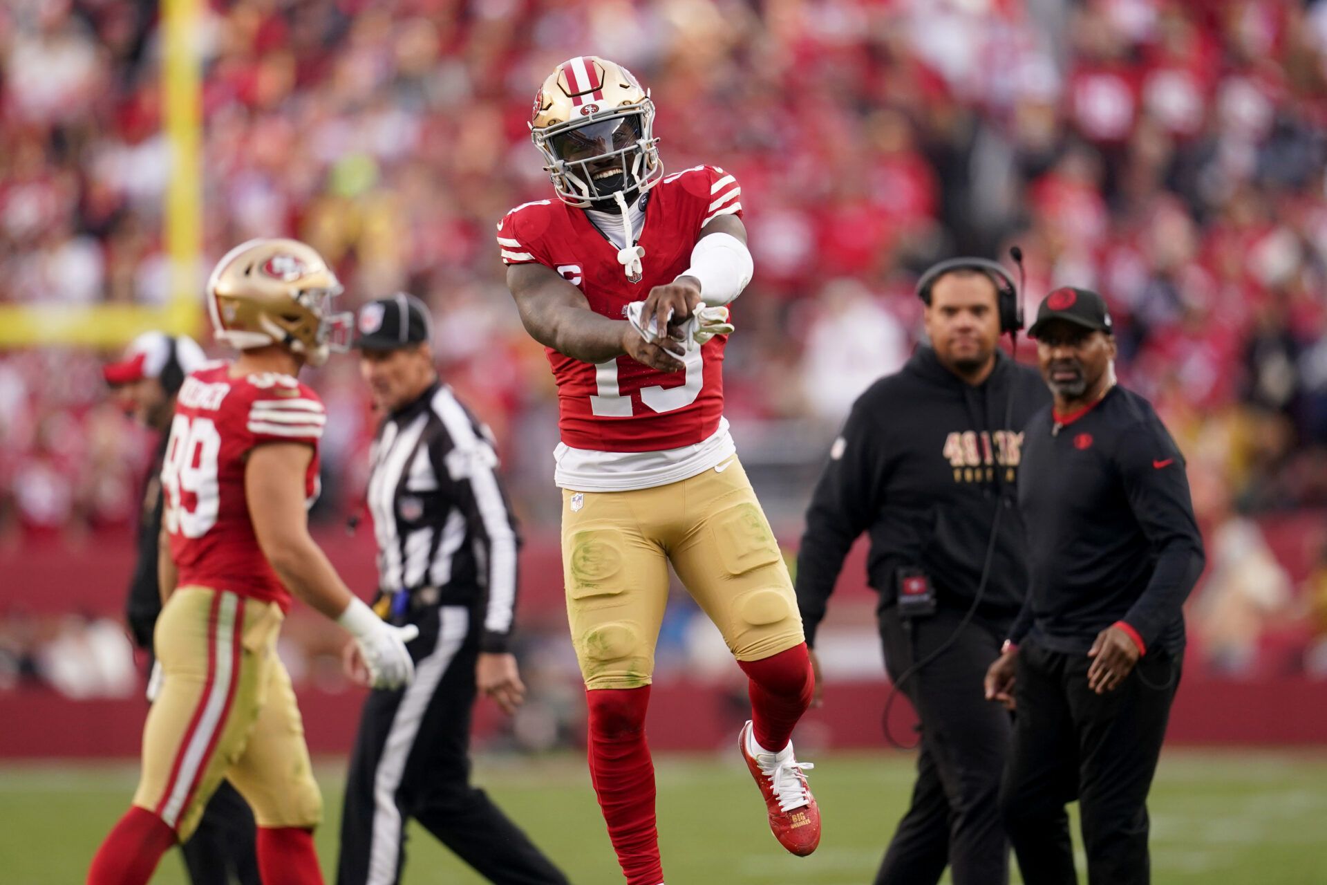 San Francisco 49ers wide receiver Deebo Samuel (19) jumps in the air during a break in the action against the Seattle Seahawks in the fourth quarter at Levi's Stadium.