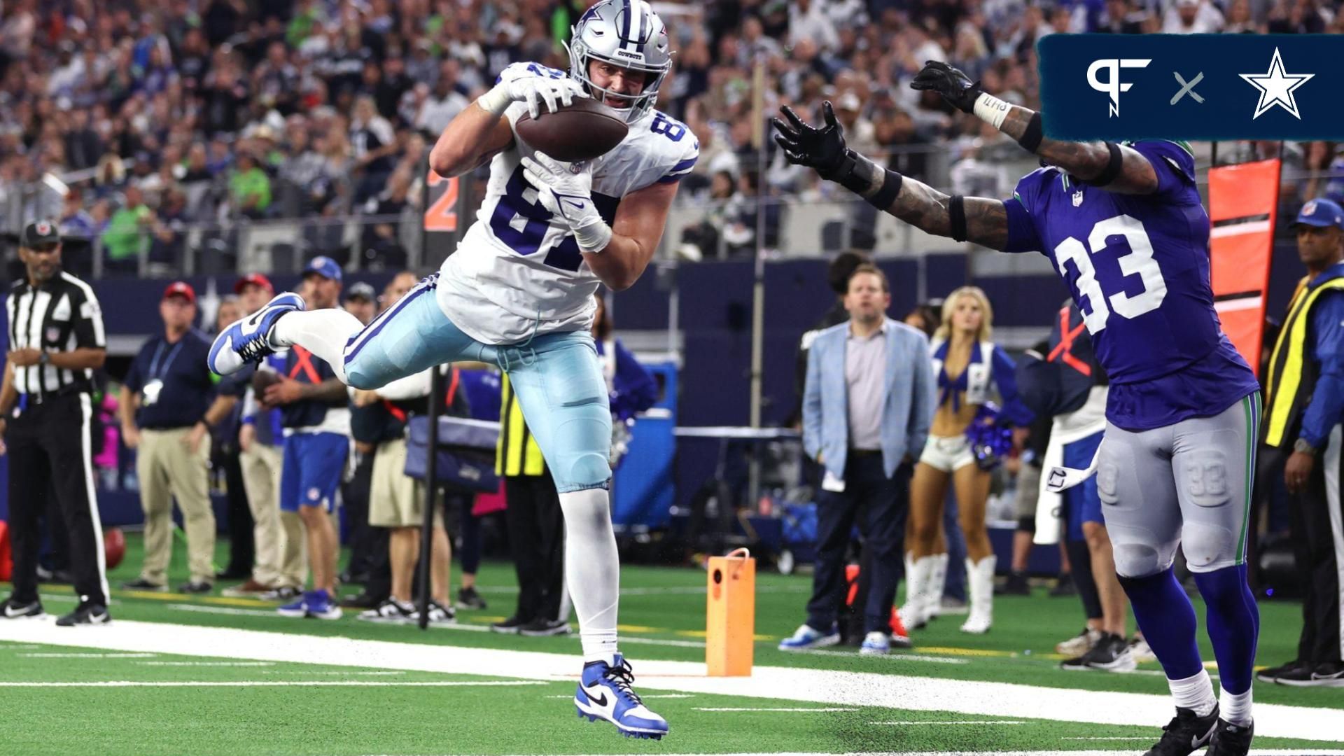 Dallas Cowboys TE Jake Ferguson (87) catches a TD pass against the Seattle Seahawks.