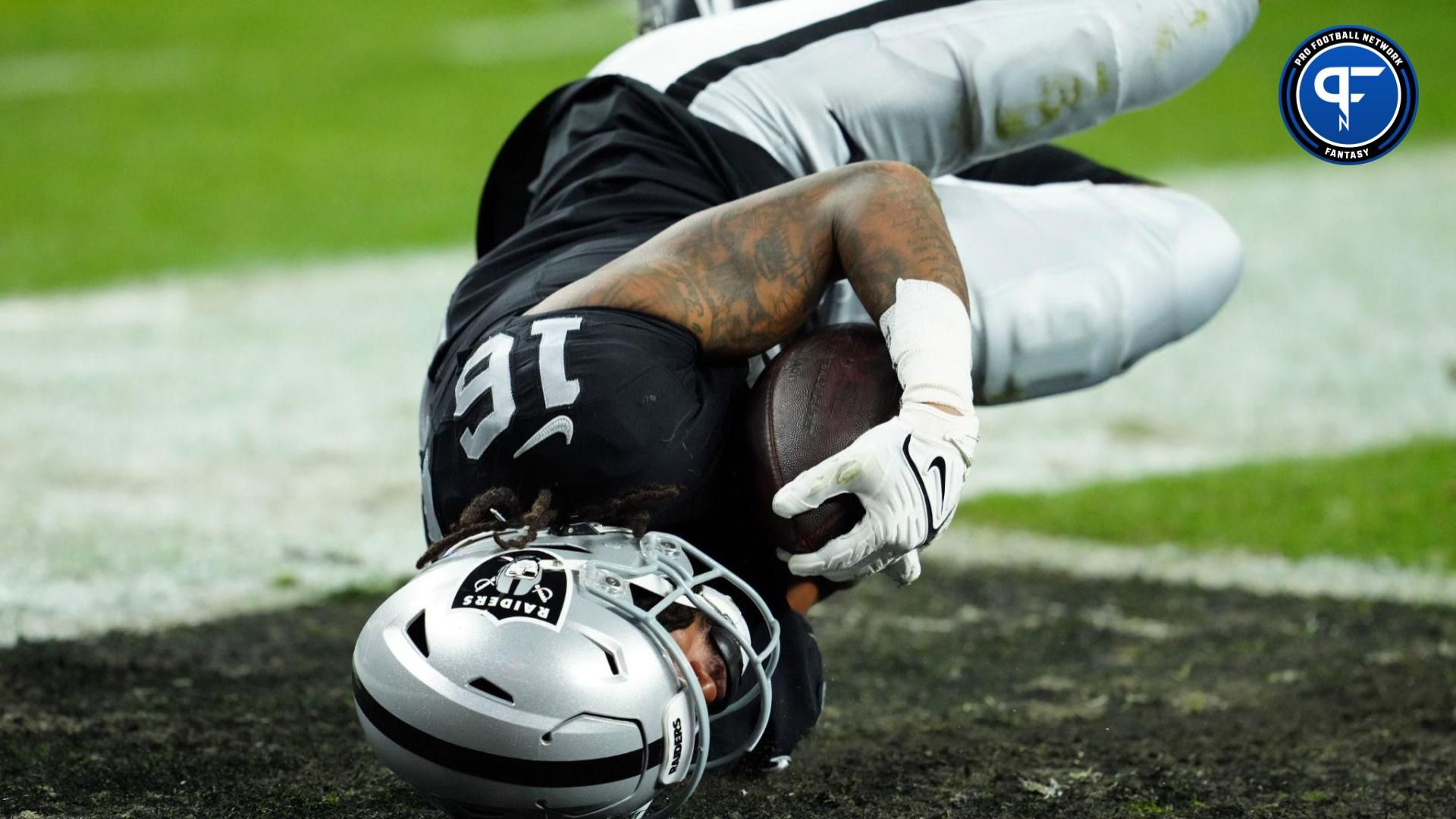 Las Vegas Raiders WR Jakobi Meyers (16) dives into the end zone for a touchdown against the Los Angeles Chargers.