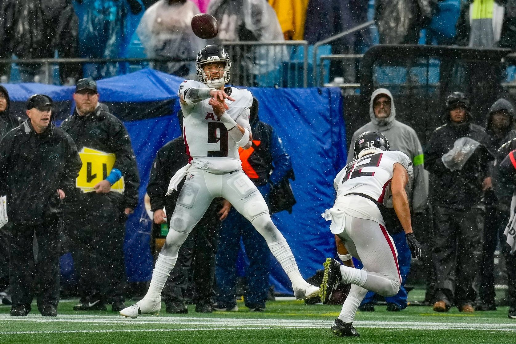 Atlanta Falcons quarterback Desmond Ridder (9) throws against the Carolina Panthers during the second half at Bank of America Stadium.