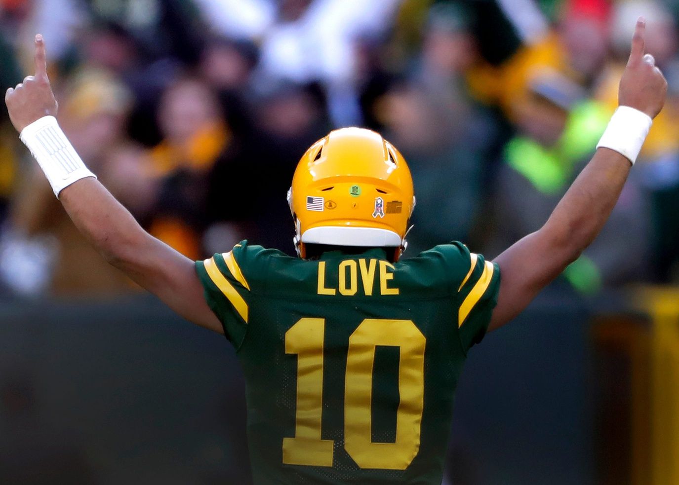 Green Bay Packers quarterback Jordan Love (10)reacts following a fourth quarter touchdown against the Los Angeles Chargers.