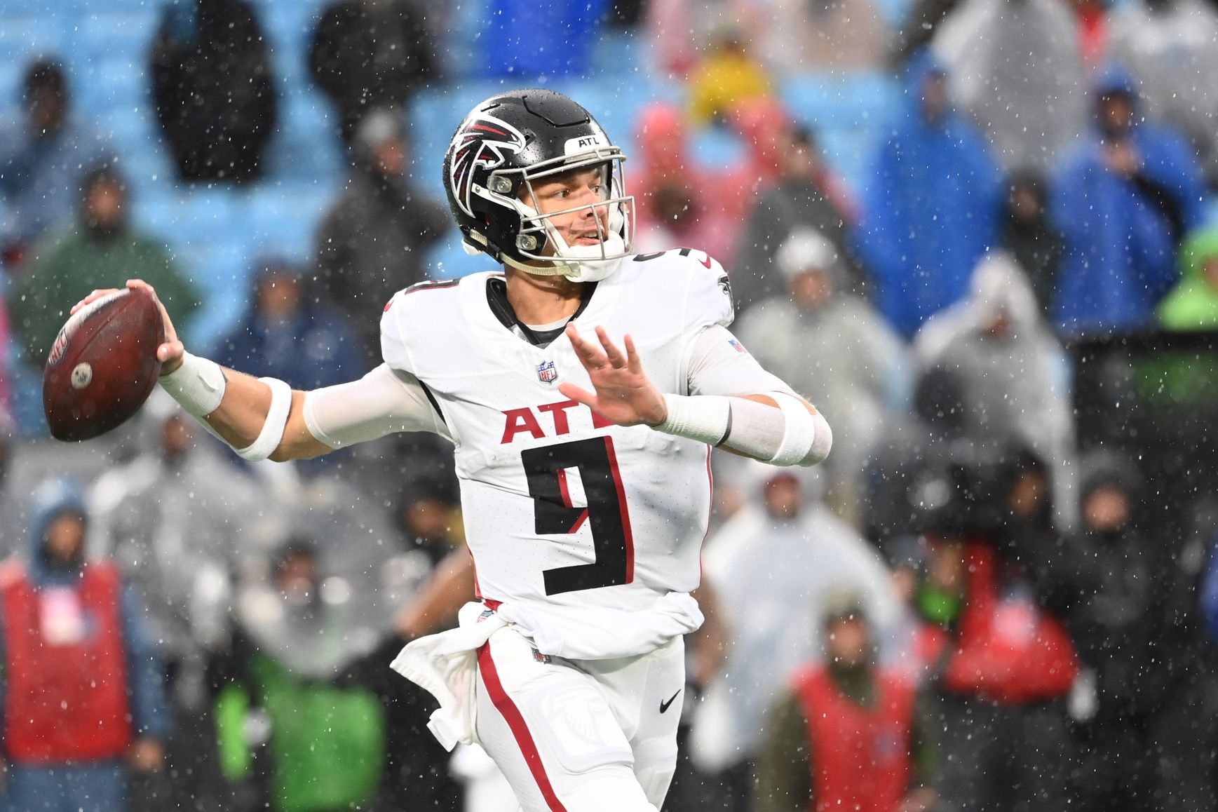 Atlanta Falcons quarterback Desmond Ridder (9) looks to pass in the third quarter at Bank of America Stadium.