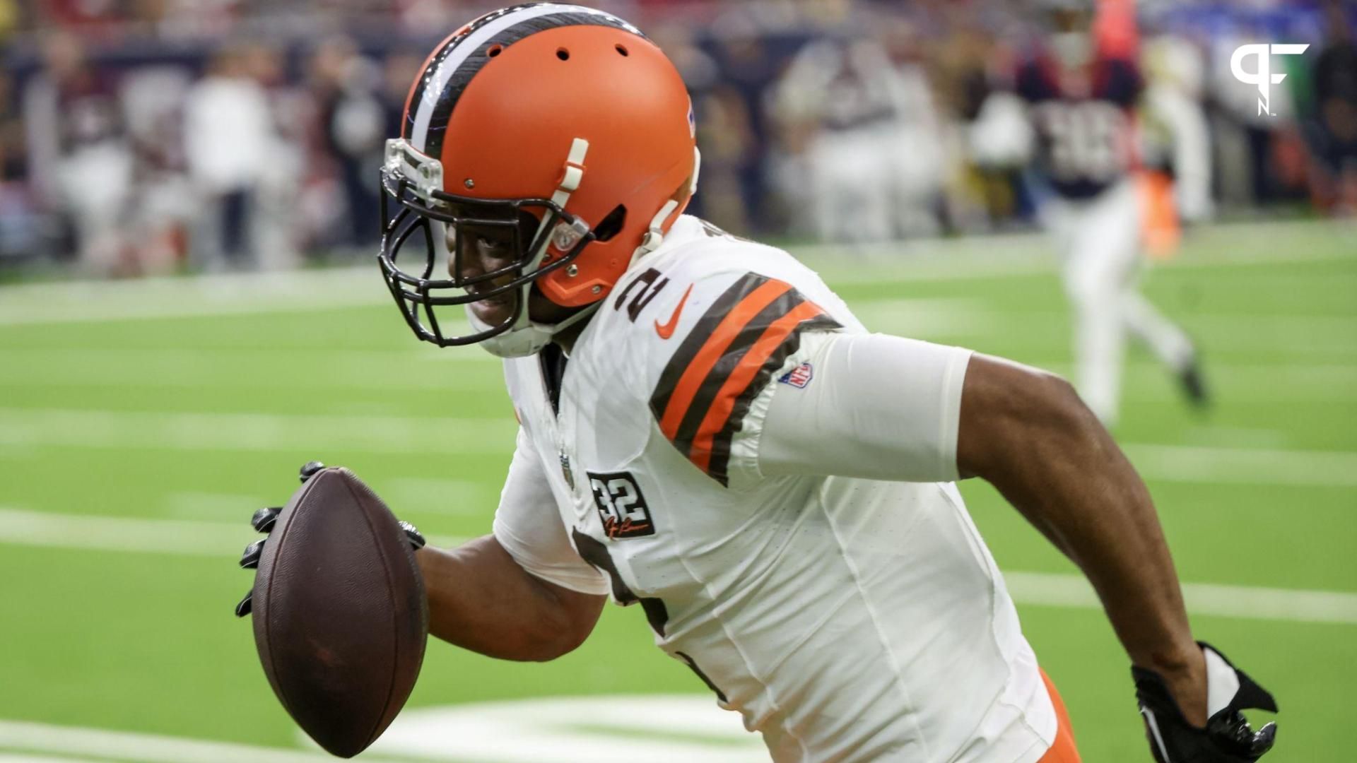 Cleveland Browns wide receiver Amari Cooper (2) runs for a touchdown after a catch against the Houston Texans in the second quarter at NRG Stadium.