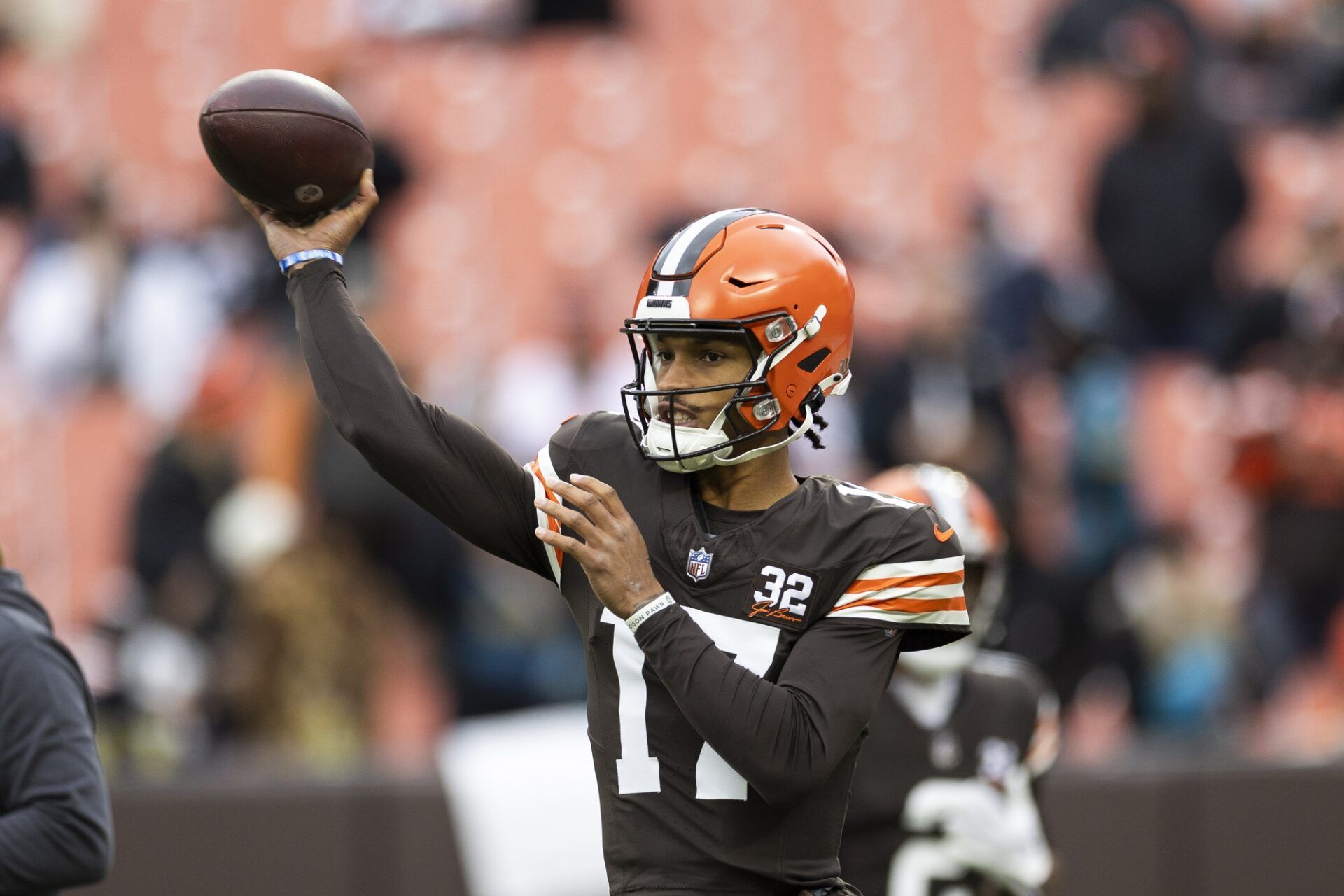 Cleveland Browns quarterback Dorian Thompson-Robinson (17) throws the ball during warm ups before the game against the Jacksonville Jaguars at Cleveland Browns Stadium.