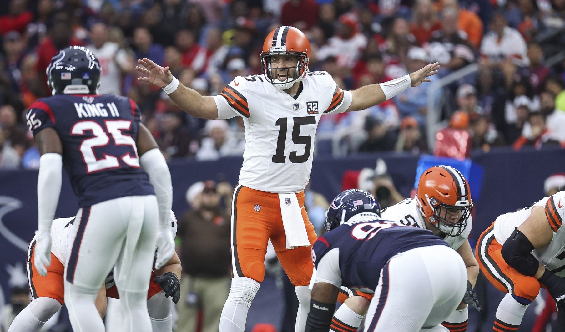 Cleveland Browns quarterback Joe Flacco (15) at the line of scrimmage during the game against the Houston Texans at NRG Stadium.