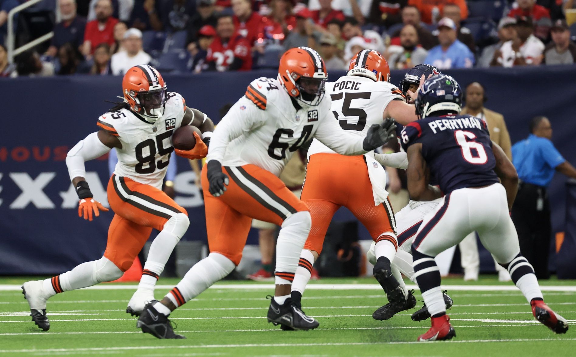 Cleveland Browns tight end David Njoku (85) rushes against the Houston Texans in the second half at NRG Stadium.