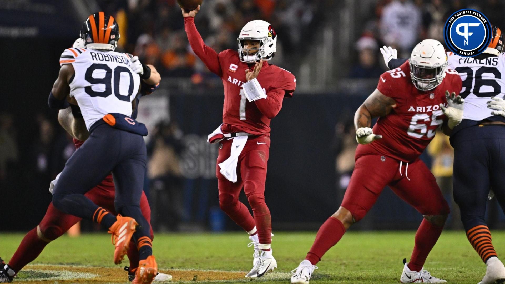 Arizona Cardinals quarterback Kyler Murray (1) passes in the second half against the Chicago Bears at Soldier Field.