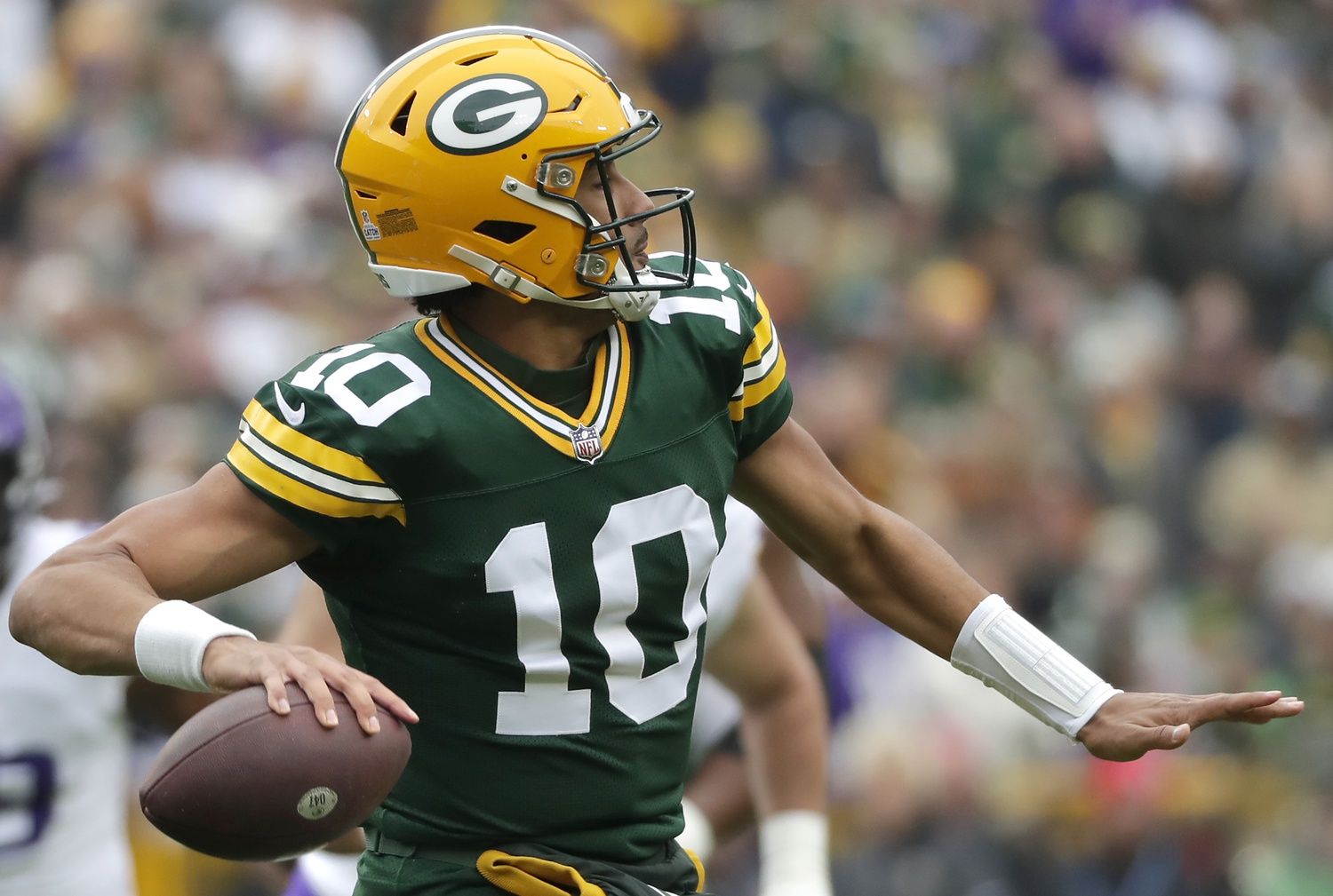 Green Bay Packers quarterback Jordan Love (10) against the Minnesota Vikings during their football game at Lambeau Field.