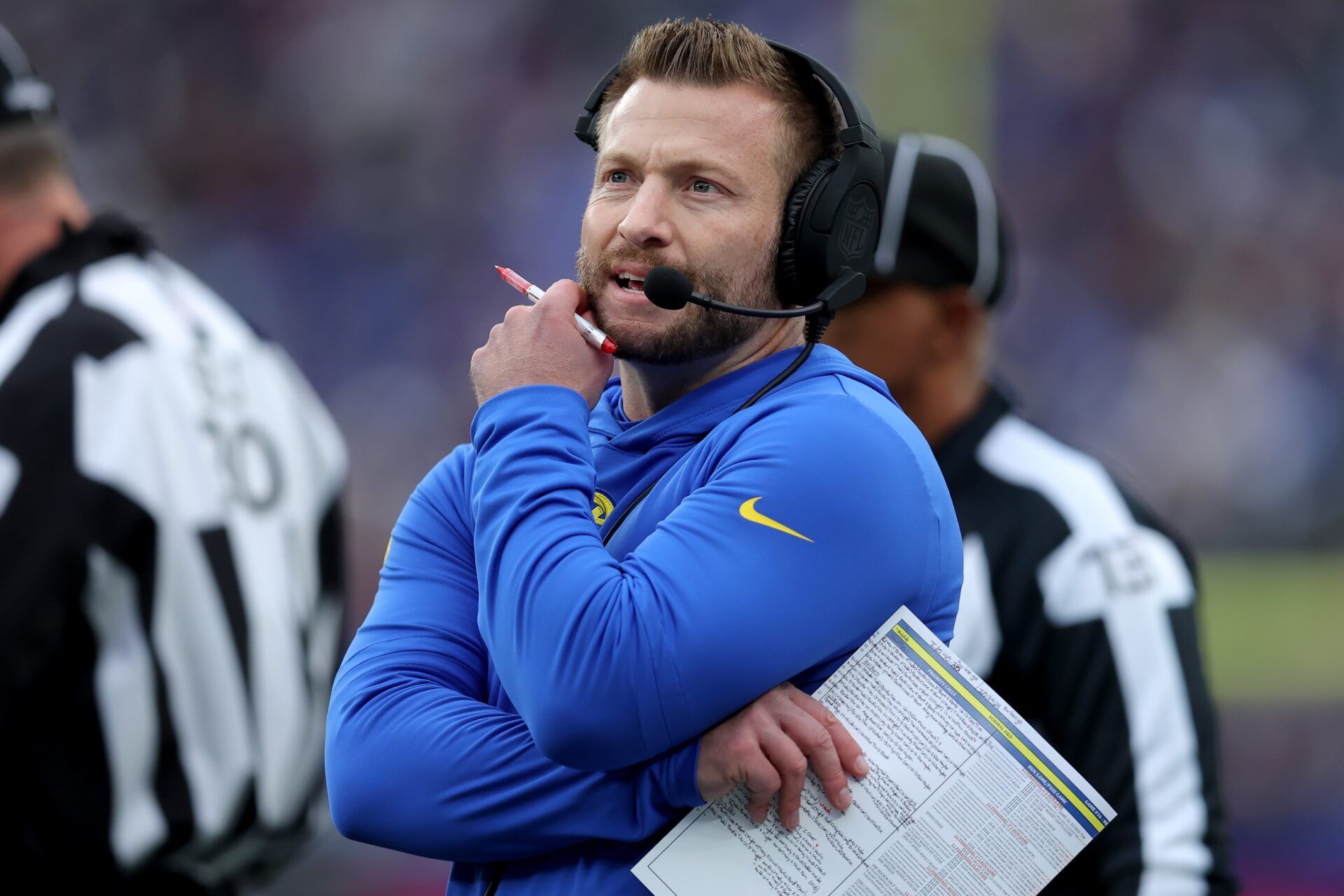 Los Angeles Rams head coach Sean McVay coaches against the New York Giants during the first quarter at MetLife Stadium.