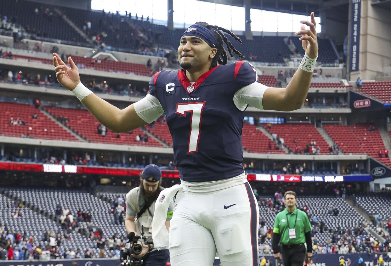 Houston Texans quarterback C.J. Stroud (7) jogs off the field after the game against the Tennessee Titans at NRG Stadium.