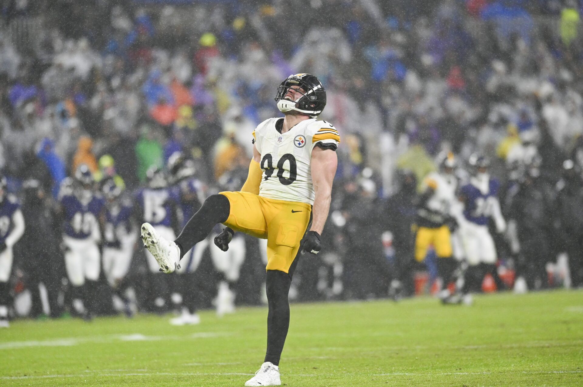 Pittsburgh Steelers linebacker T.J. Watt (90) reacts after sacking Baltimore Ravens quarterback Tyler Huntley (2) in the third quarter at M&T Bank Stadium.