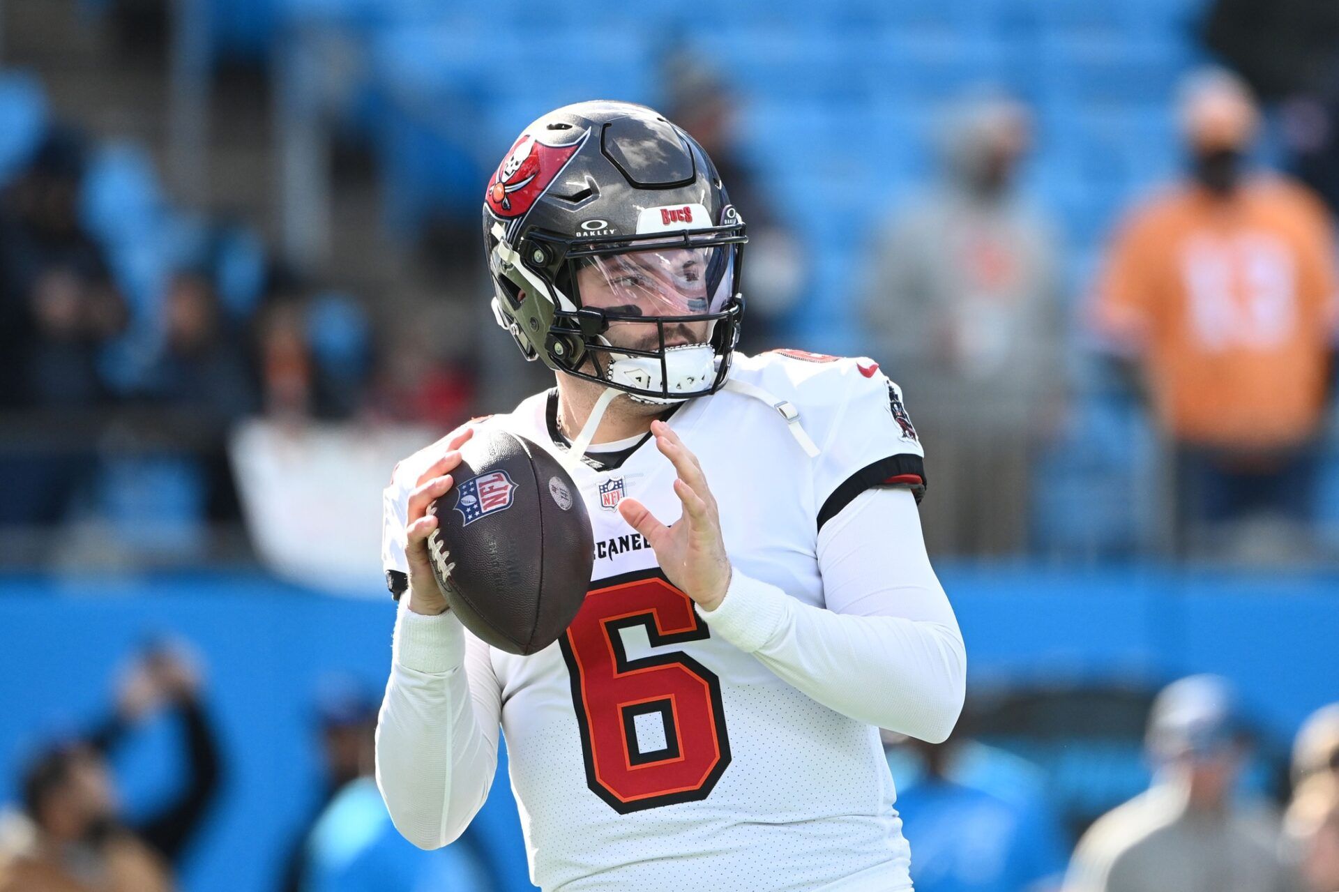 What Happened To Baker Mayfield? Buccaneers QB Limping After First-Half ...