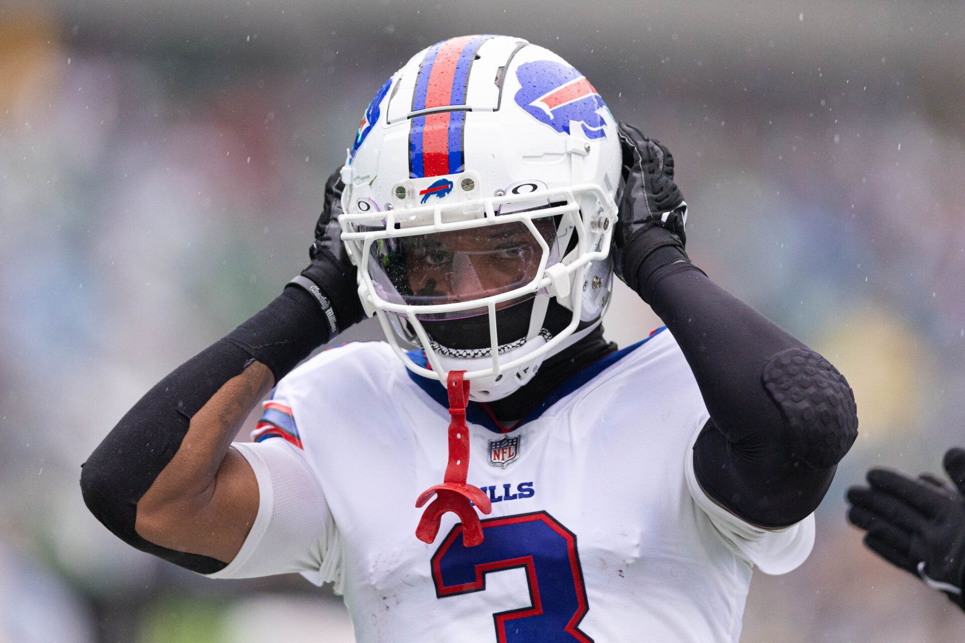 Buffalo Bills safety Damar Hamlin (3) takes the field for action against the Philadelphia Eagles at Lincoln Financial Field.