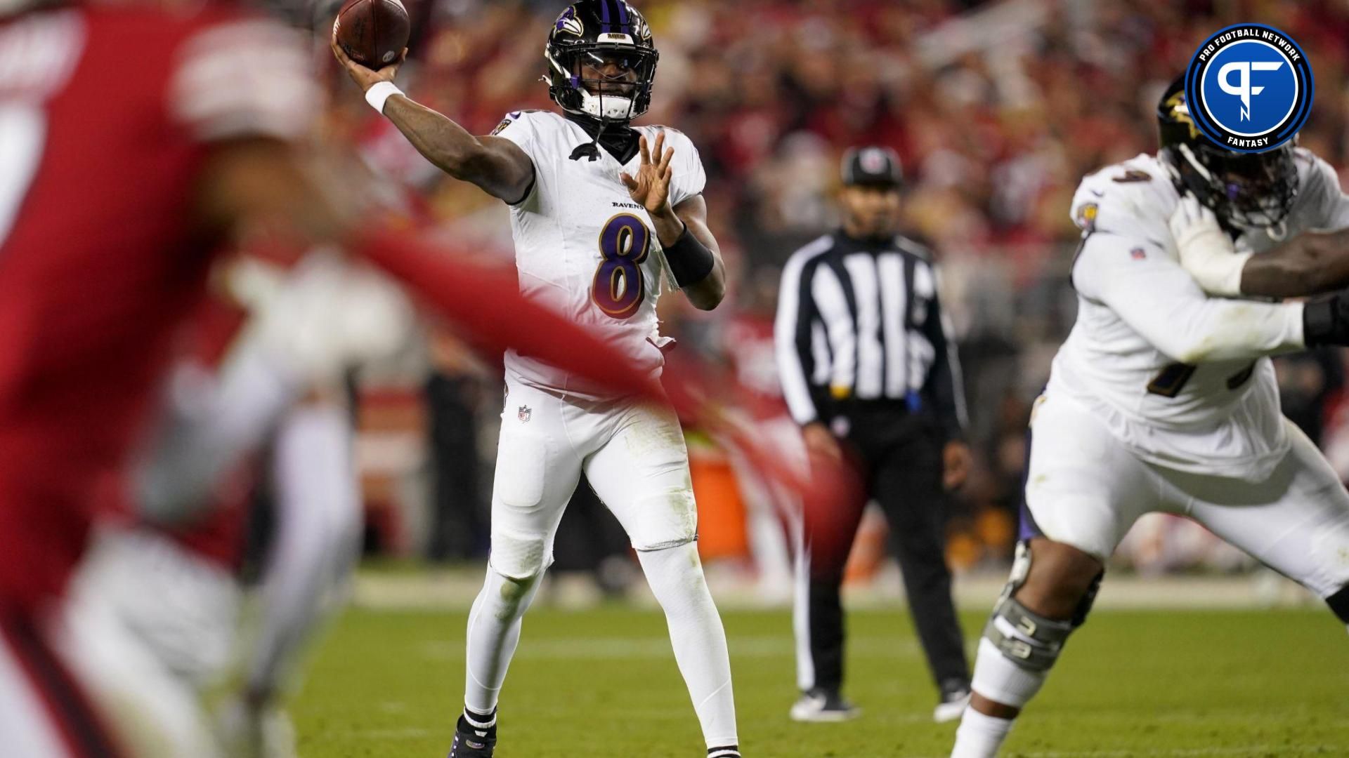 Baltimore Ravens quarterback Lamar Jackson (8) throws a pass against the San Francisco 49ers in the third quarter at Levi's Stadium.