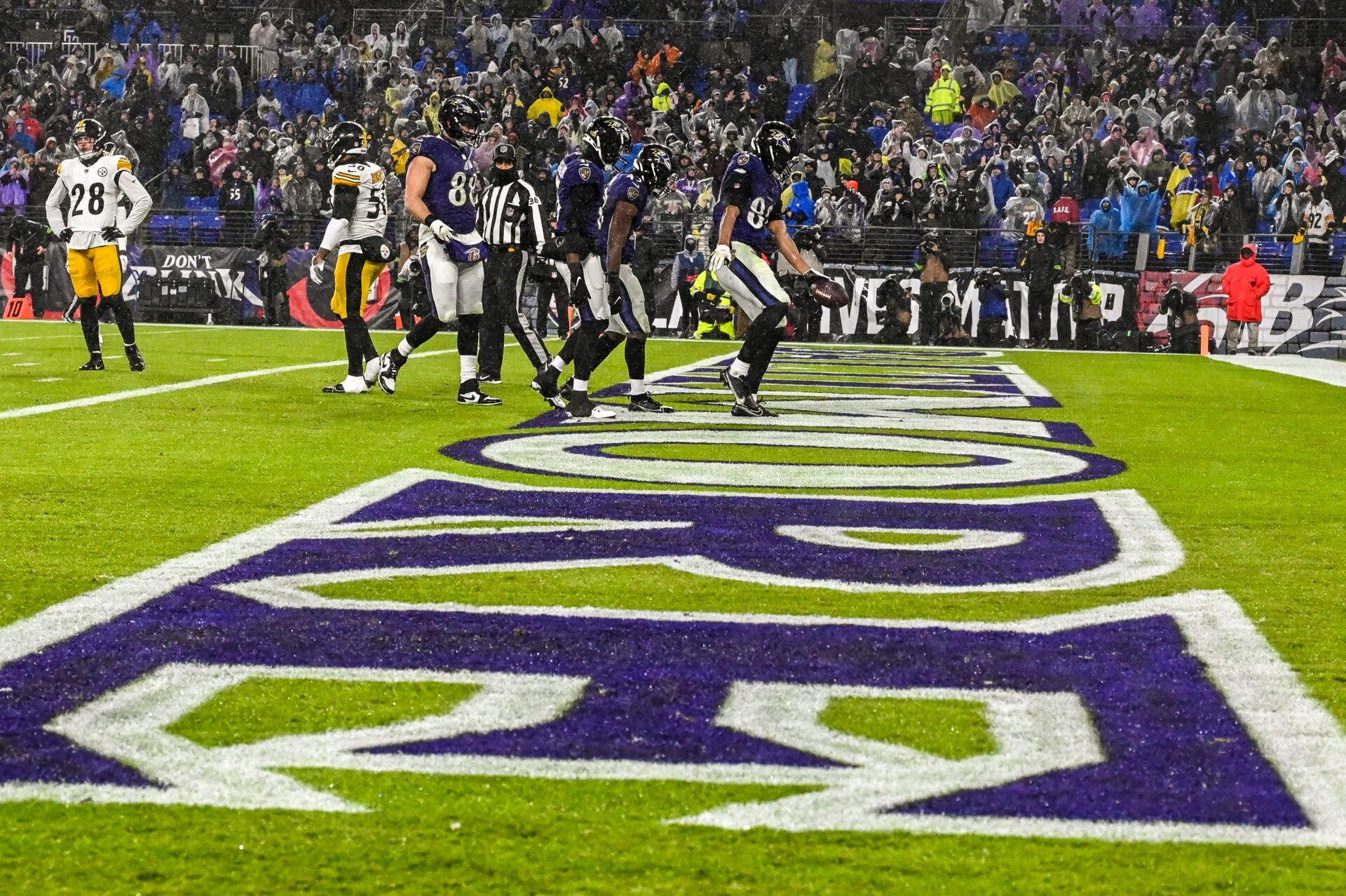 Baltimore Ravens tight end Isaiah Likely (80) reacts after scoring a first half touchdown against the Pittsburgh Steelers at M&T Bank Stadium.