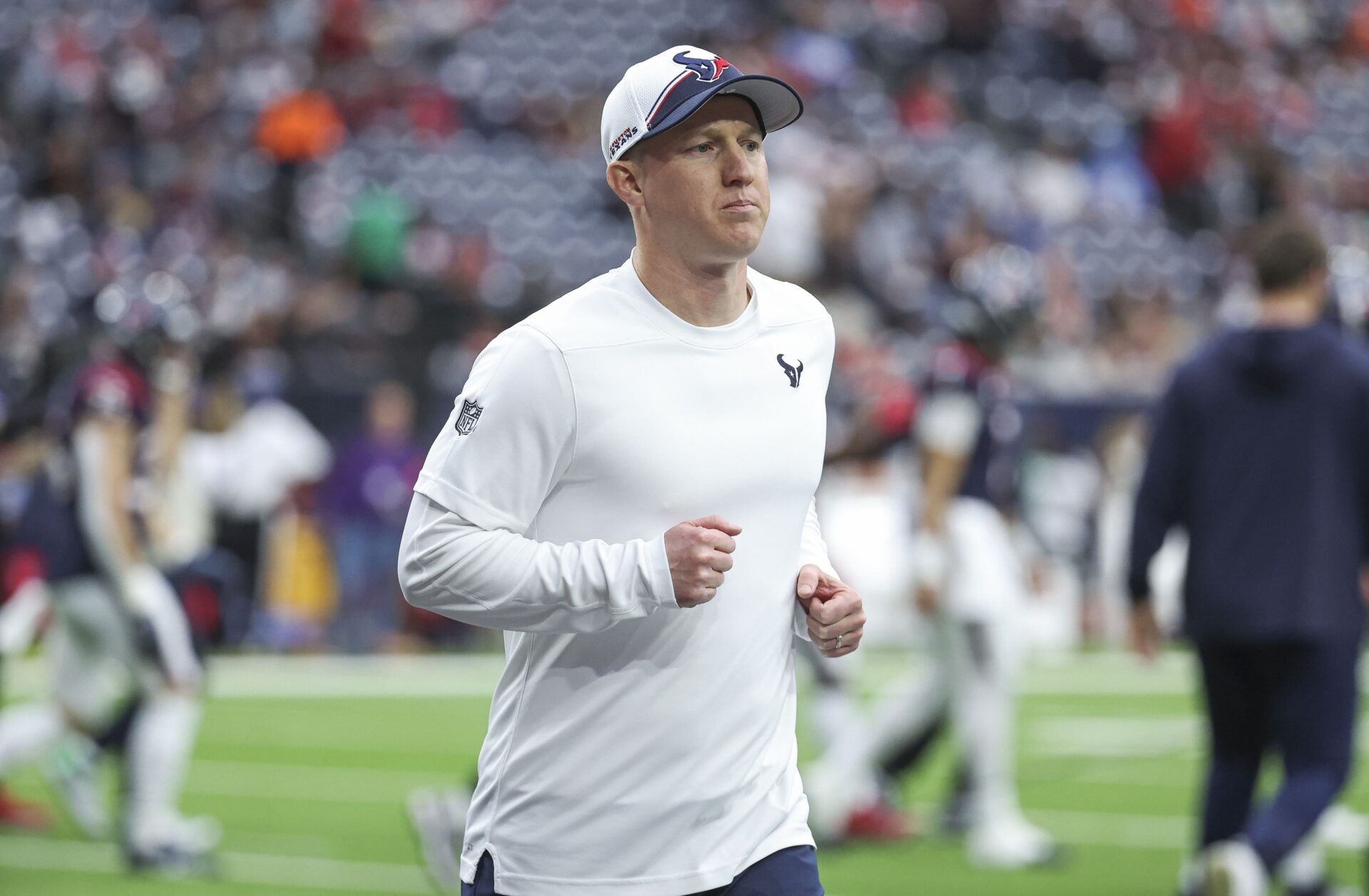 Houston Texans offensive coordinator Bobby Slowik prior to the team's Wild Card matchup vs. the Cleveland Browns.