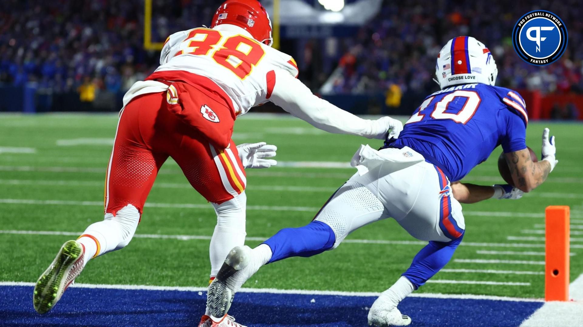 Buffalo Bills wide receiver Khalil Shakir (10) catches a touchdown agaistn Kansas City Chiefs cornerback L'Jarius Sneed (38) during the second half for the 2024 AFC divisional round game at Highmark Stadium.