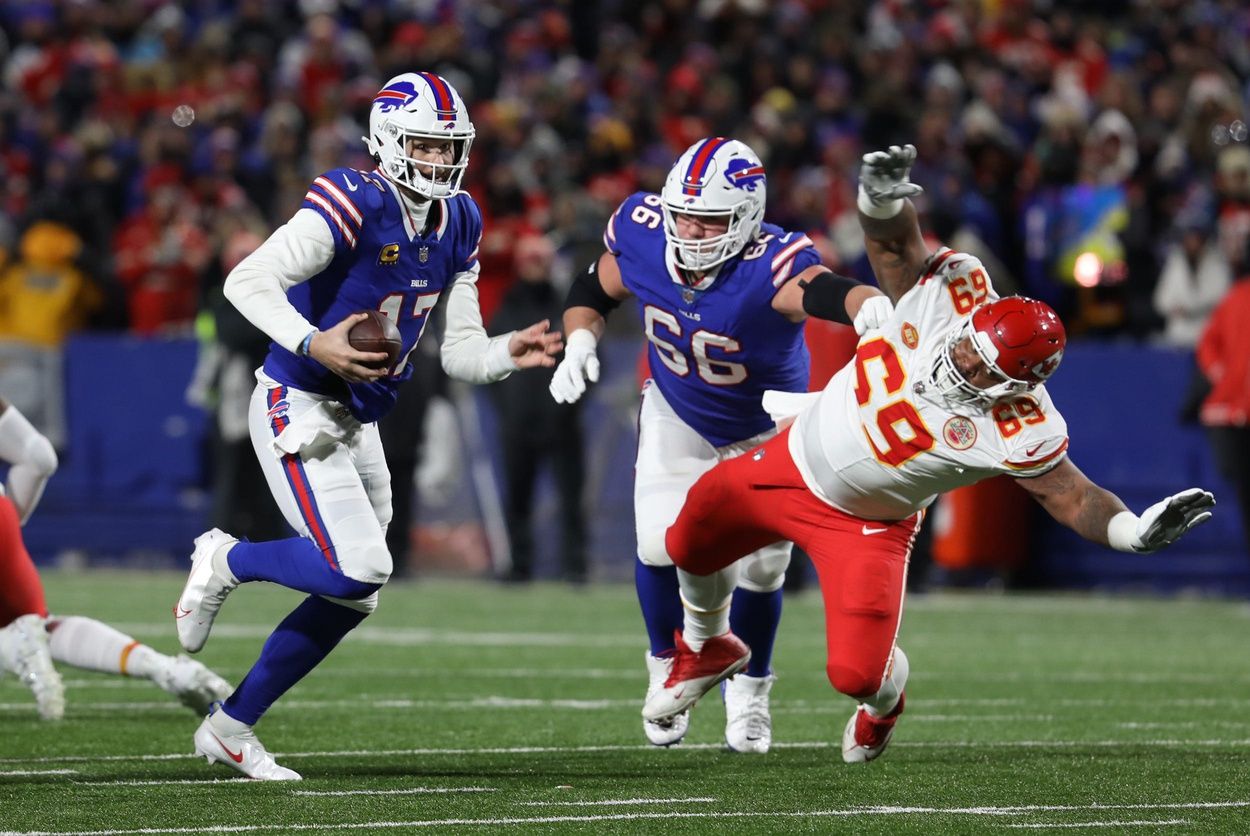 Buffalo Bills QB Josh Allen (17) runs with the ball against the Kansas City Chiefs.