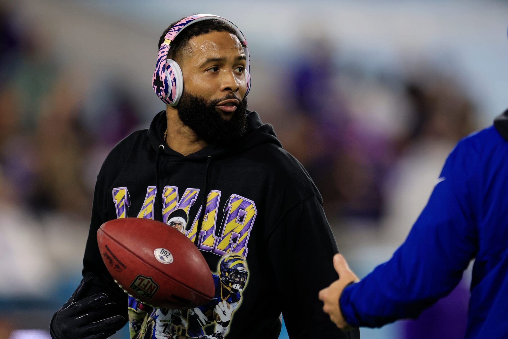 Baltimore Ravens wide receiver Odell Beckham Jr. (3) warms up before a regular season NFL football matchup