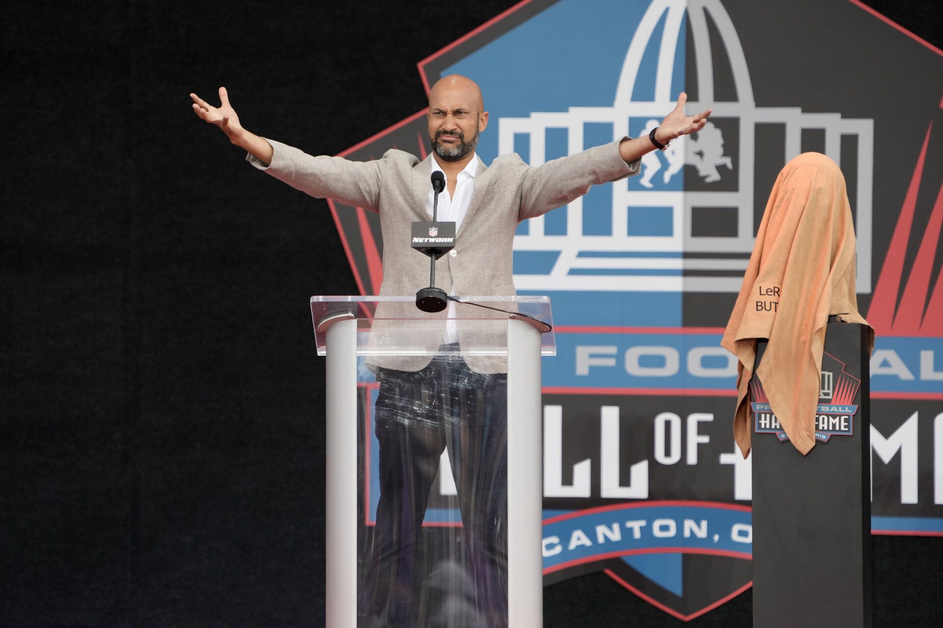 Keegan-Michael Key introduces the Pro Football Hall of Fame enshrinement ceremony class of 2022 at Tom Benson Hall of Fame Stadium.