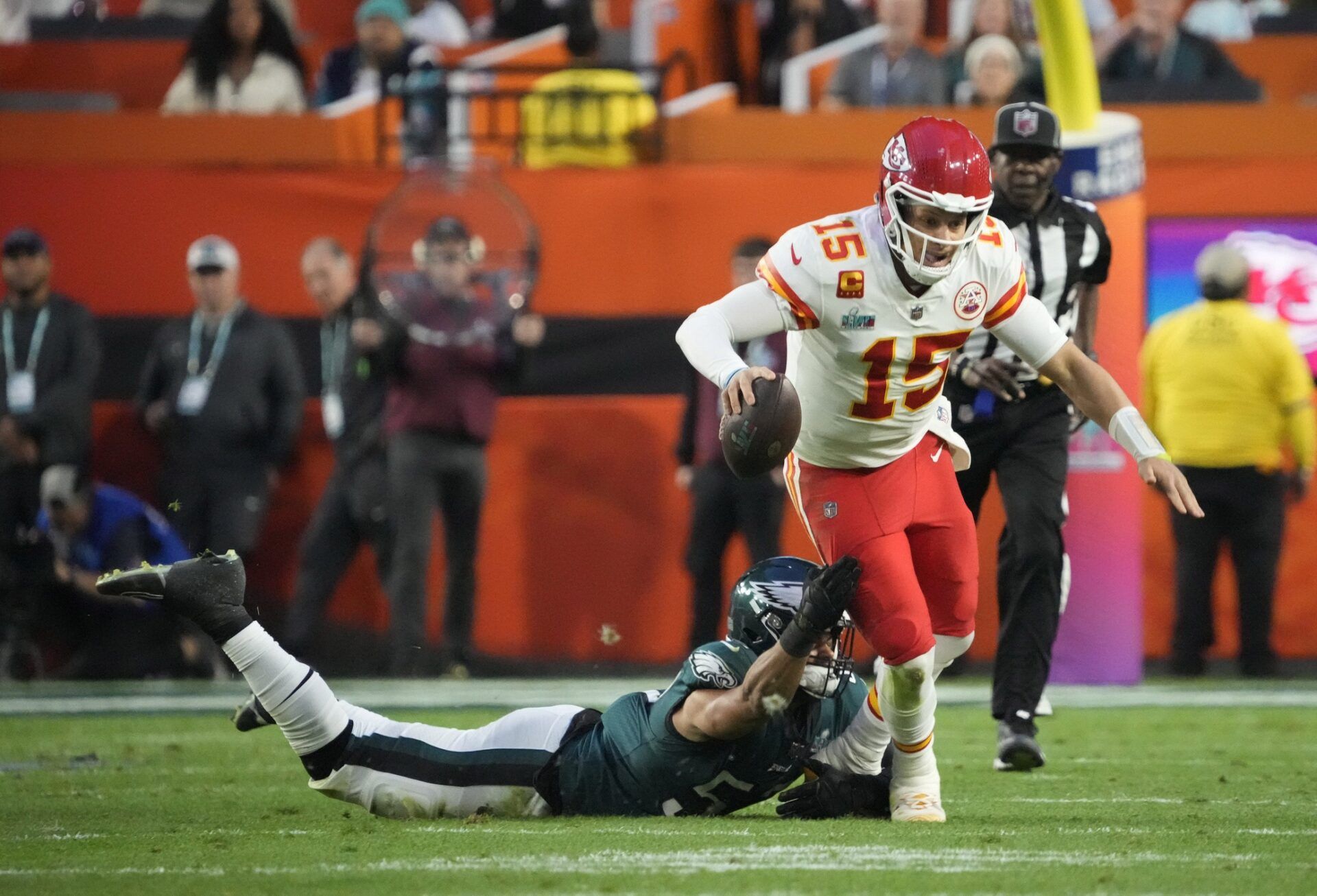 Kansas City Chiefs quarterback Patrick Mahomes (15) is tackled by Philadelphia Eagles linebacker T.J. Edwards (57) during the second quarter in Super Bowl LVII at State Farm Stadium in Glendale on Feb. 12, 2023.