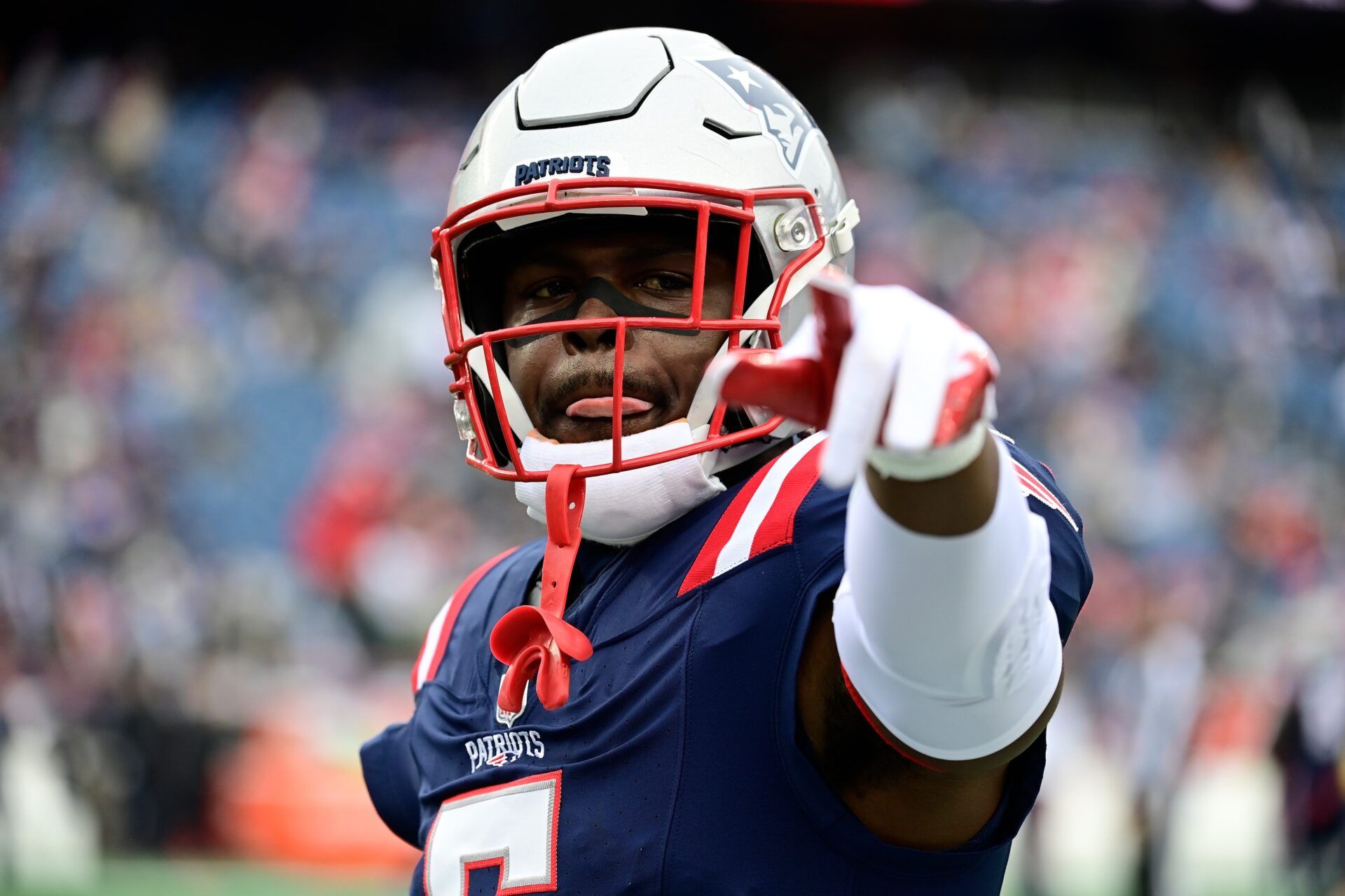 New England Patriots safety Jabrill Peppers (5) warms up before a game against the Kansas City Chiefs at Gillette Stadium.