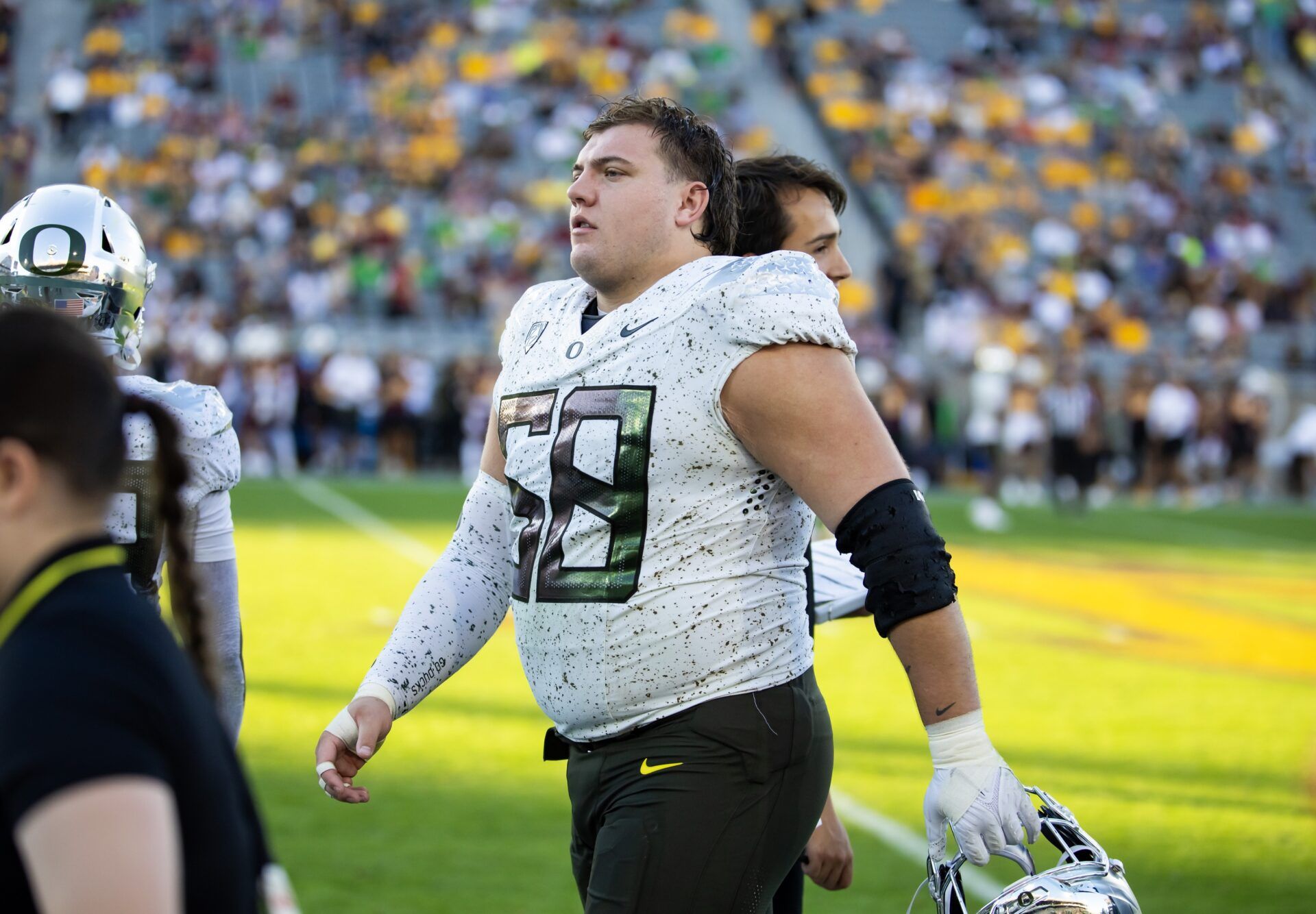 Oregon Ducks offensive lineman Jackson Powers-Johnson (58) against the Arizona State Sun Devils at Mountain America Stadium.