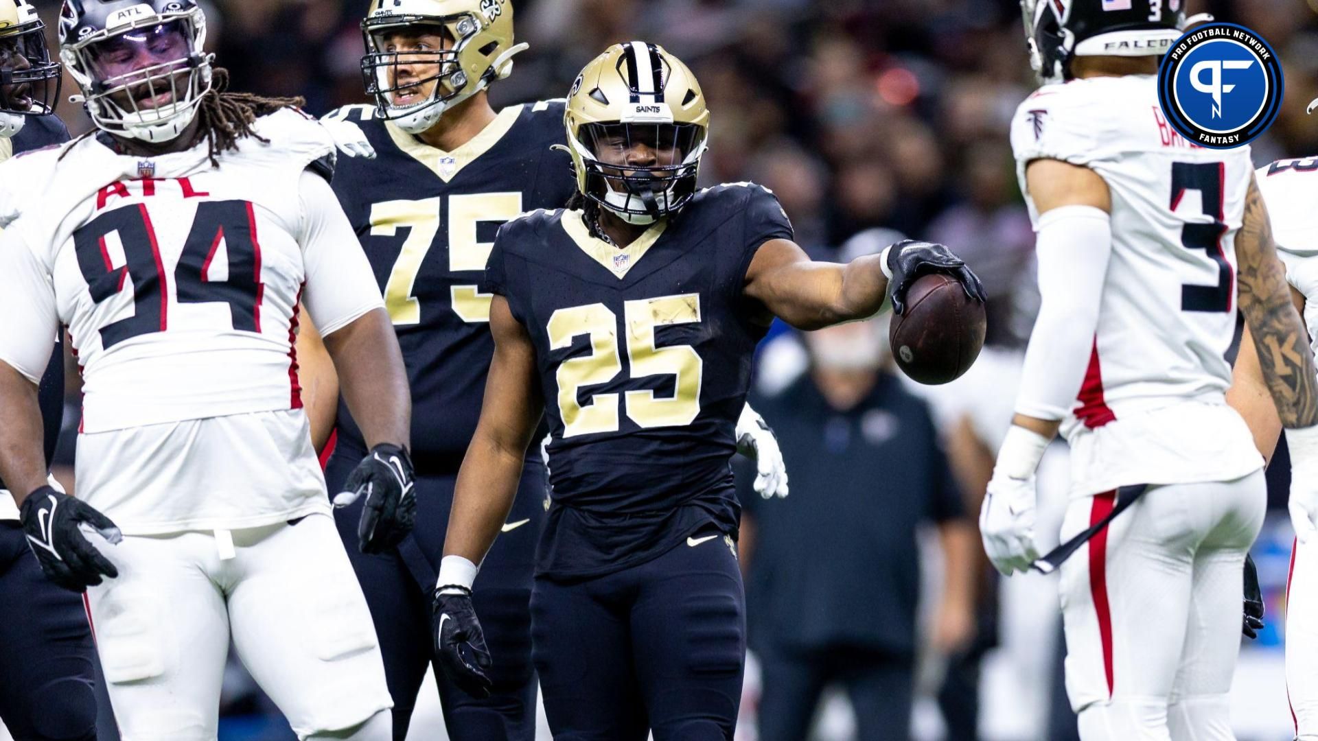 New Orleans Saints running back Kendre Miller (25) reacts to m aligns. First down against Atlanta Falcons safety Jessie Bates III (3) during the first half at Caesars Superdome.