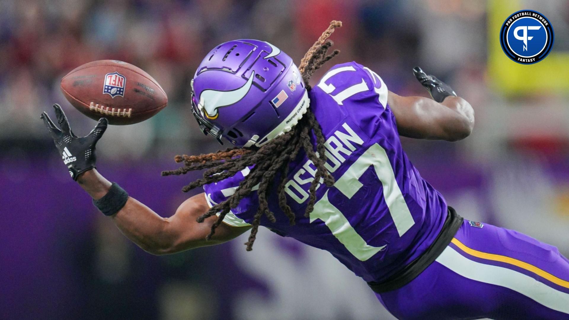 Minnesota Vikings wide receiver K.J. Osborn (17) drops a pass against the San Francisco 49ers in the fourth quarter at U.S. Bank Stadium.