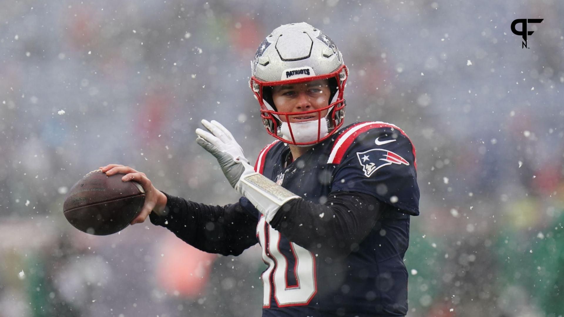 New England Patriots quarterback Mac Jones (10) warms up before the start of the game against the New York Jets at Gillette Stadium.