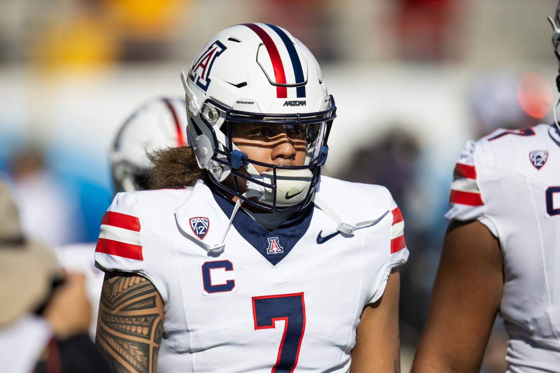 Arizona Wildcats quarterback Jayden de Laura (7) against the Arizona State Sun Devils during the Territorial Cup at Mountain America Stadium.