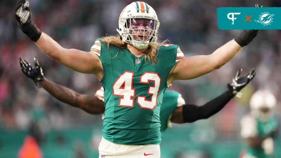 Miami Dolphins linebacker Andrew Van Ginkel (43) and linebacker David Long Jr., rear, celebrate a sack against the Dallas Cowboys.