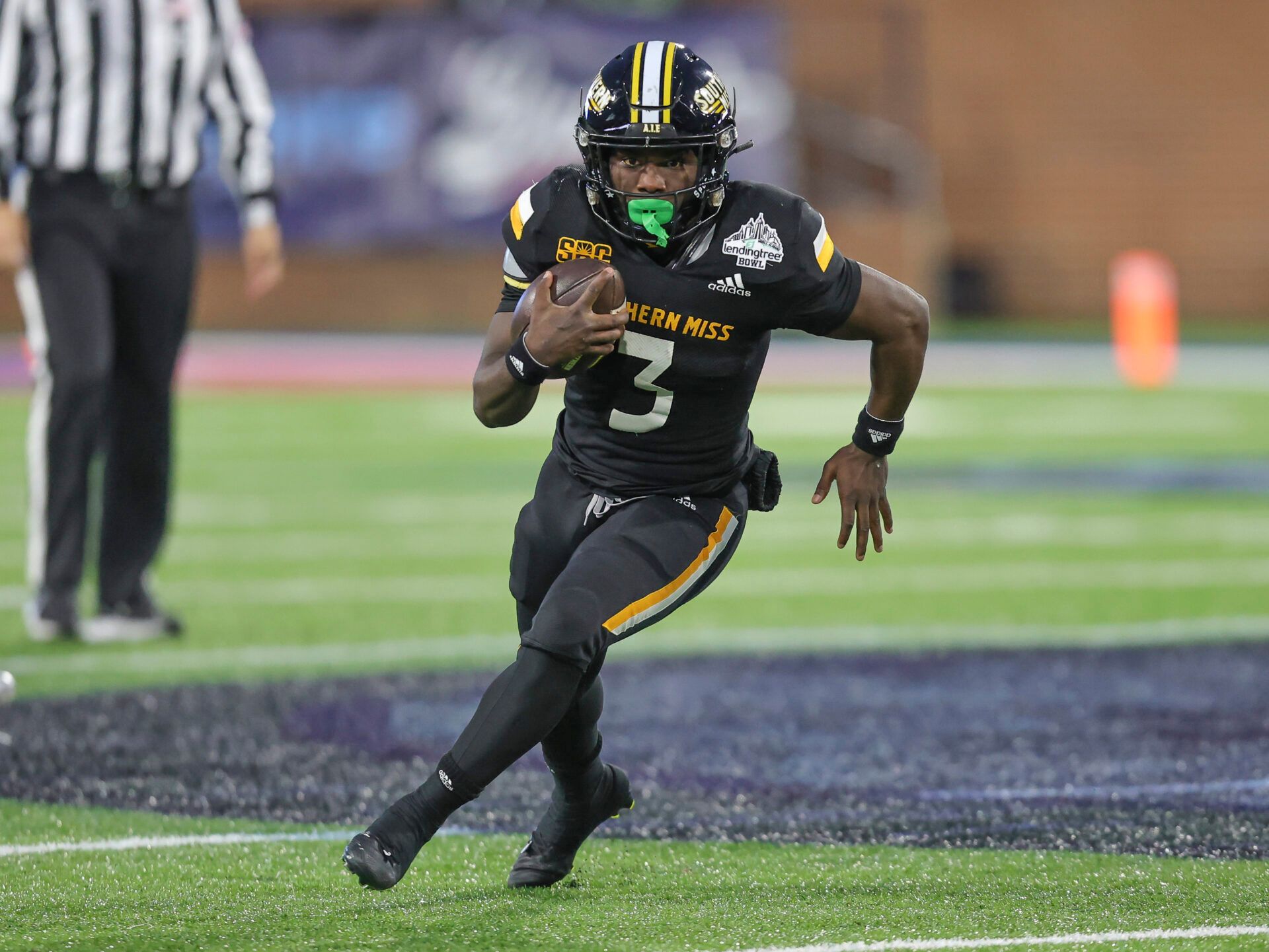 Southern Miss Golden Eagles running back Frank Gore Jr. (3) carries the ball during the Lending Tree Bowl at Hancock Whitney Stadium.