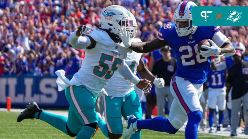 Buffalo Bills running back Latavius Murray (28) runs with the ball against Miami Dolphins linebacker Jerome Baker (55) during the first half at Highmark Stadium.