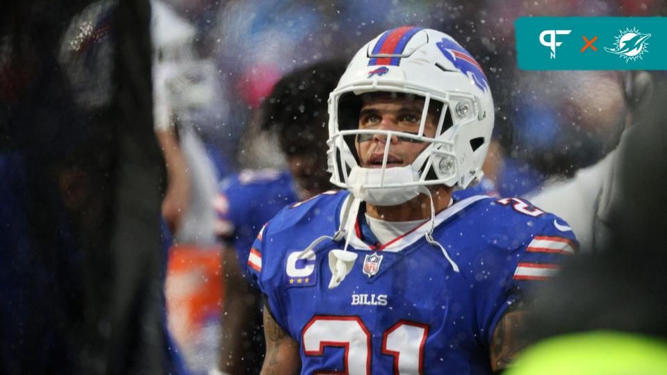 Bills safety Jordan Poyer on the sideline against the Jets in December 2022.