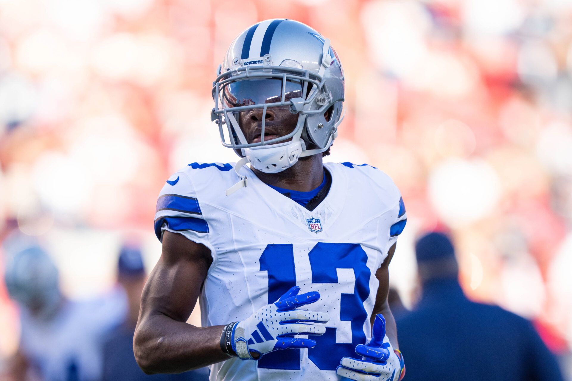 Dallas Cowboys wide receiver Michael Gallup (13) warms up before the game against the San Francisco 49ers at Levi's Stadium.