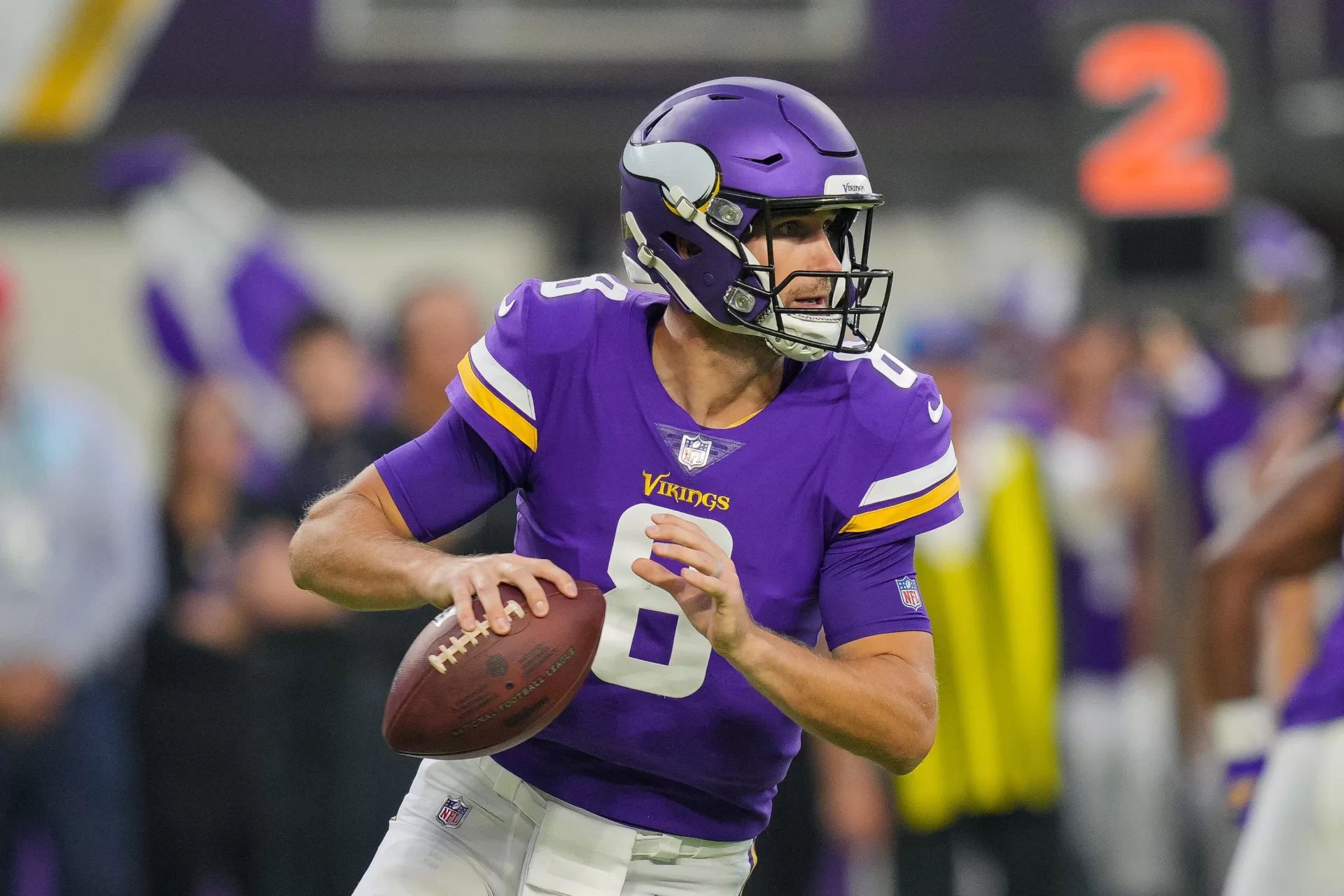 Minnesota Vikings QB Kirk Cousins (8) looks to throw the ball.