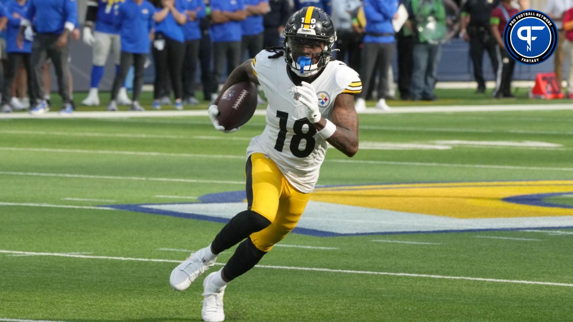 Pittsburgh Steelers wide receiver Diontae Johnson (18) carries the ball against the Los Angeles Rams in the second half at SoFi Stadium.