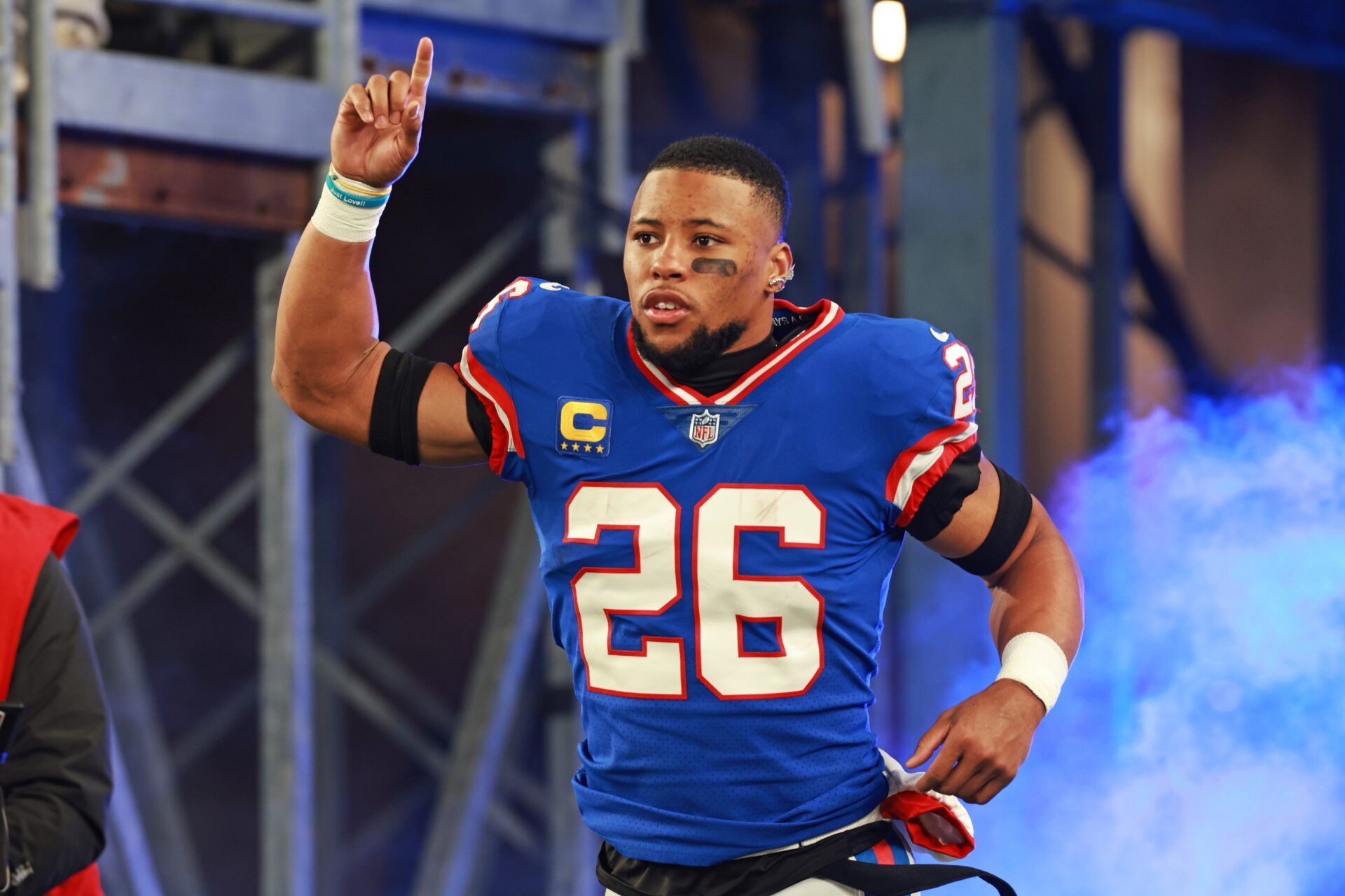 New York Giants running back Saquon Barkley (26) looks on before the game against the Green Bay Packers.