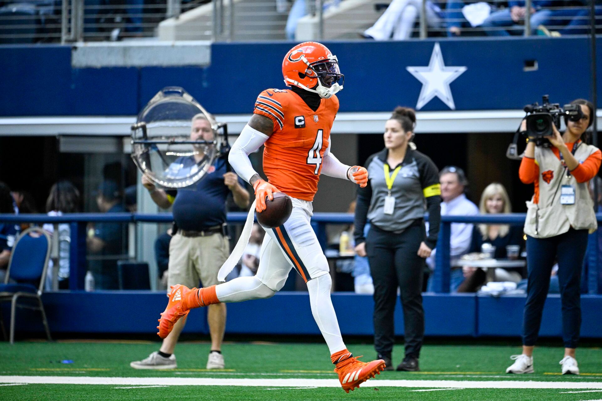 Chicago Bears safety Eddie Jackson (4) in action during the game between the Dallas Cowboys and the Chicago Bears at AT&T Stadium.