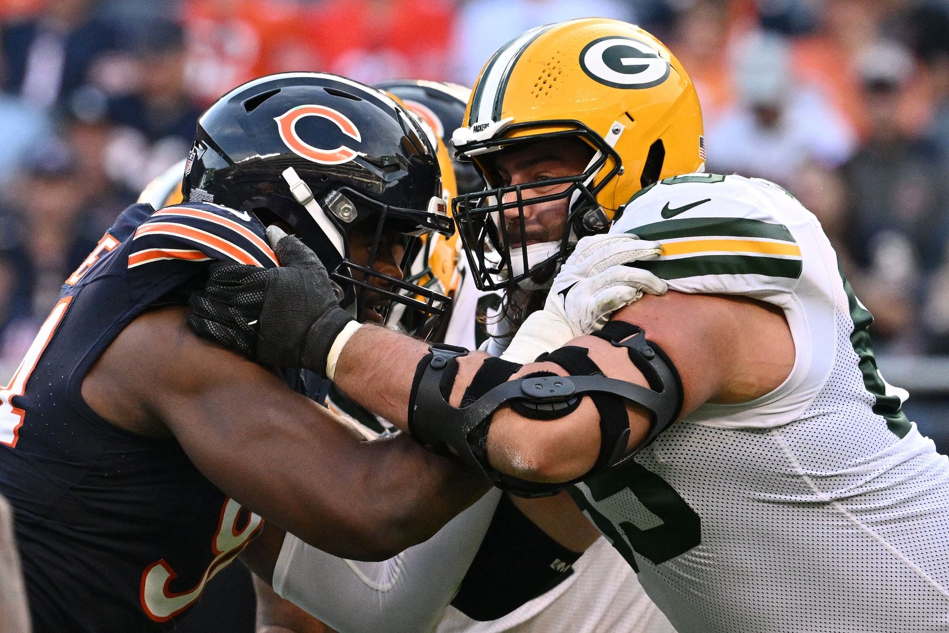 Chicago Bears defensive lineman Rasheem Green (94) and Green Bay Packers tackle David Bakhtiari (69) at Soldier Field.