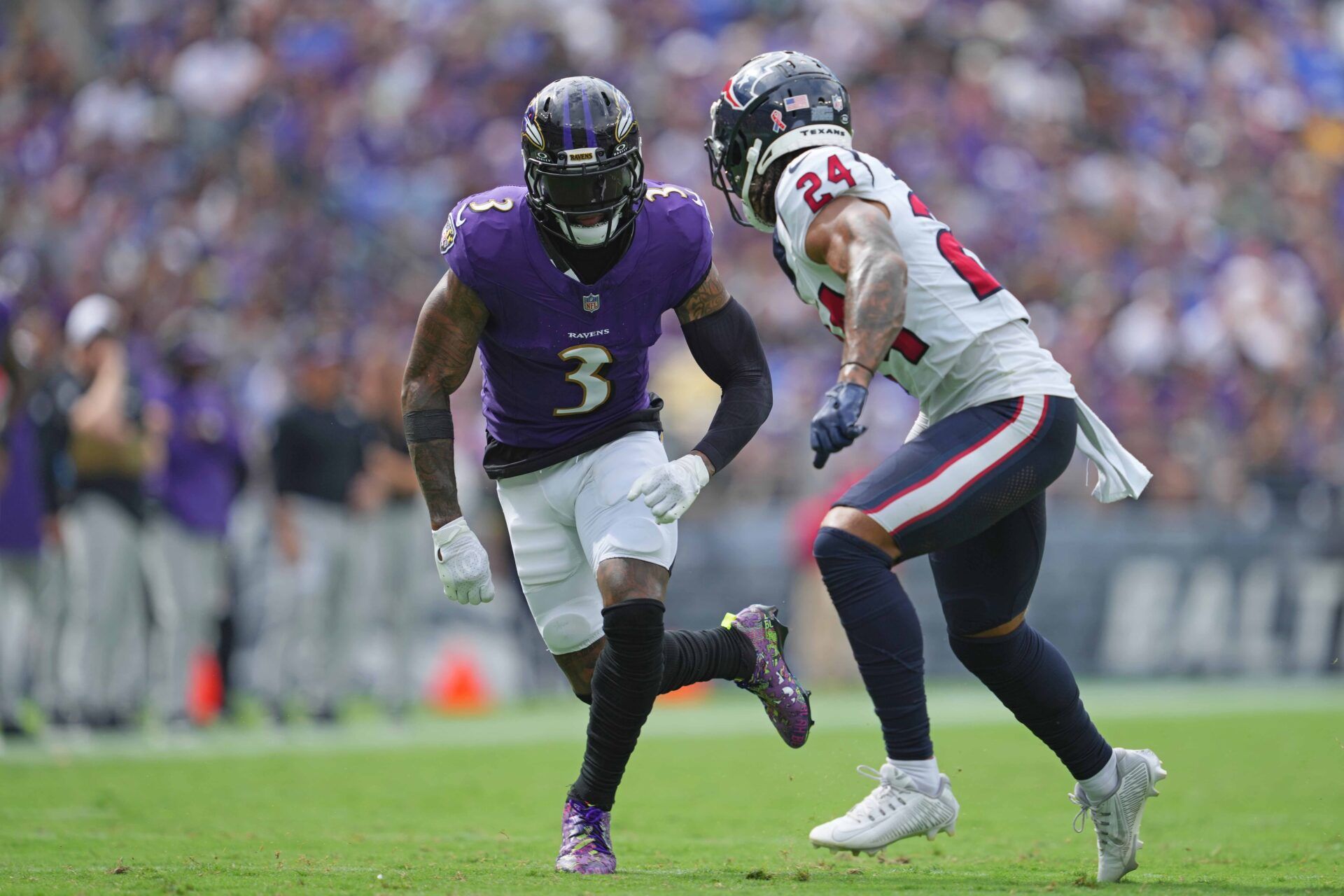 Baltimore Ravens WR Odell Beckham Jr. (3) runs a route against the Houston Texans.