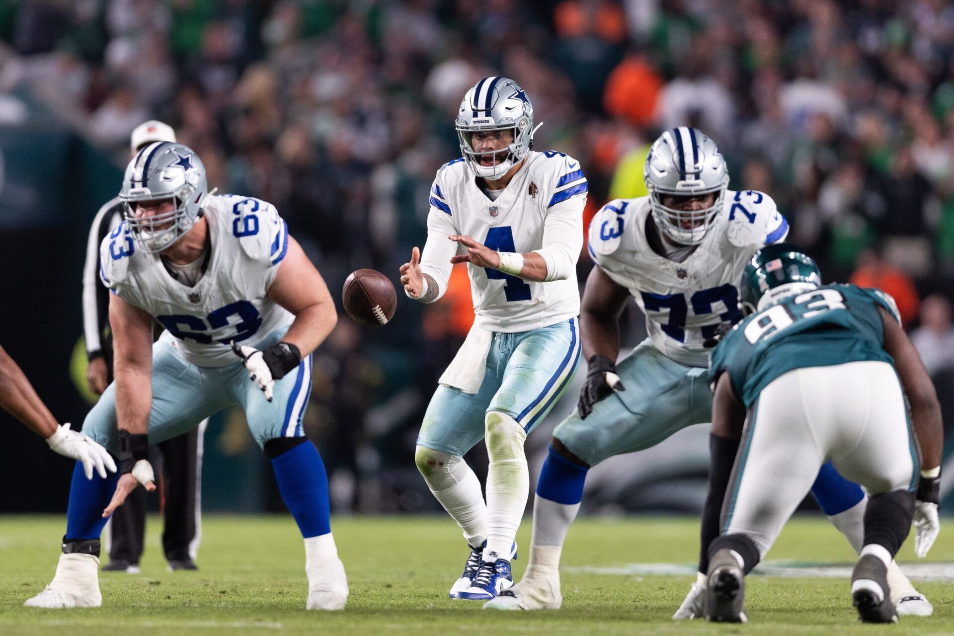 Dallas Cowboys quarterback Dak Prescott (4) in action against the Philadelphia Eagles at Lincoln Financial Field.