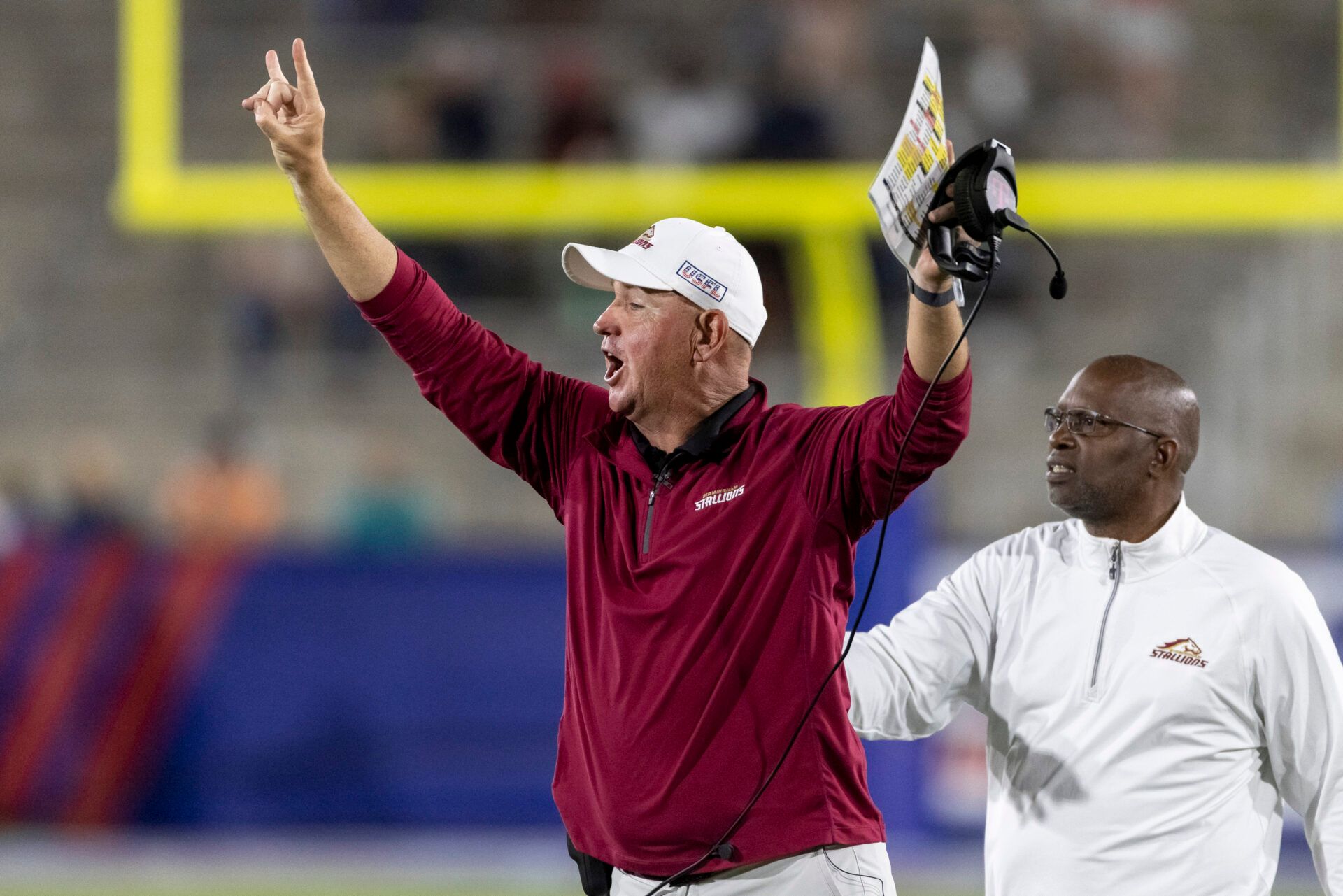 Birmingham Stallions head coach Skip Holtz calls for a two-point attempt against the Houston Gamblers during the second half at Protective Stadium.