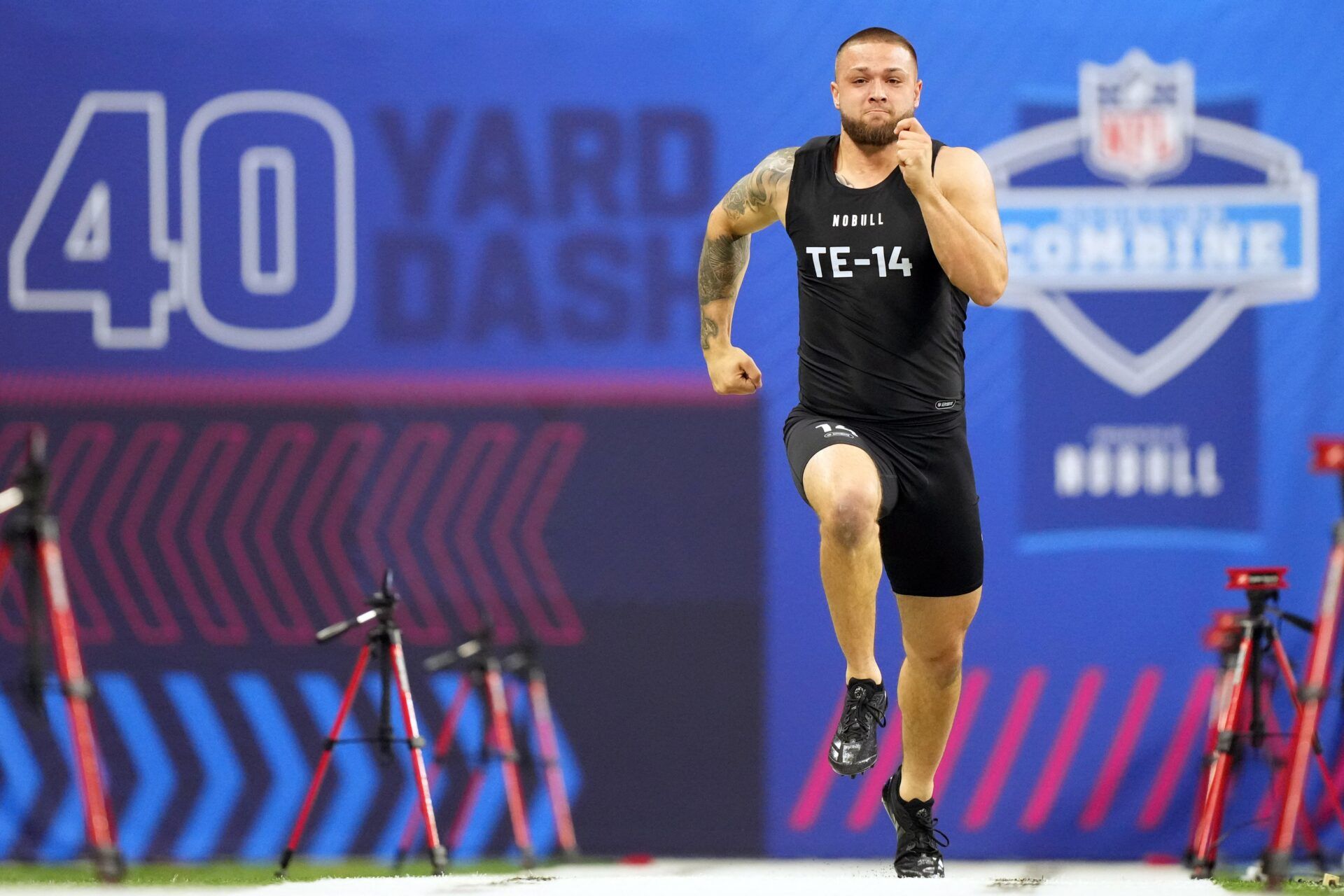 Ohio State tight end Cade Stover (TE14) works out during the 2024 NFL Combine at Lucas Oil Stadium. Mandatory Credit: Kirby Lee-USA TODAY Sports