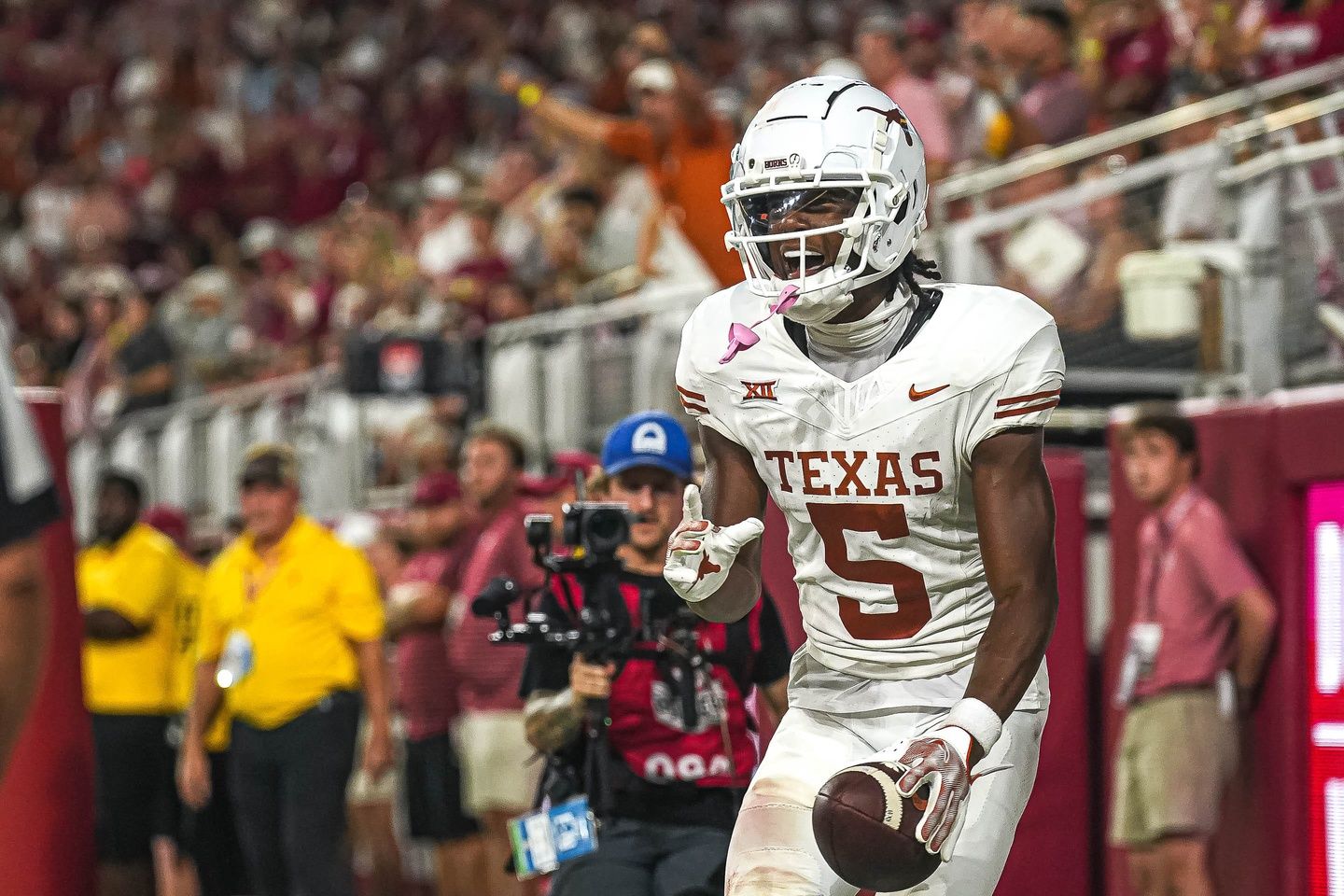 Texas Longhorns wide receiver Adonai Mitchell (5) celebrates a touchdown against Alabama at Bryant-Denny Stadium on Saturday, Sep. 9, 2023 in Tuscaloosa, Alabama.