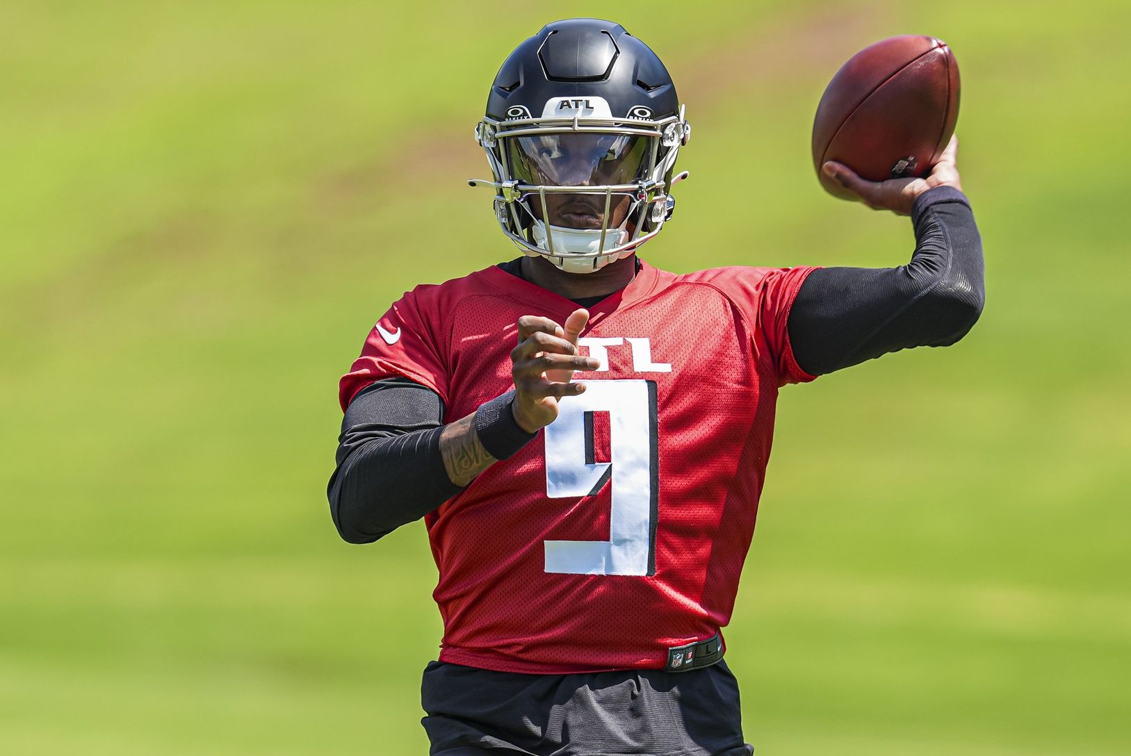 Atlanta Falcons quarterback Michael Penix Jr (9) passes the ball during Rookie Minicamp at the Falcons Training Camp.