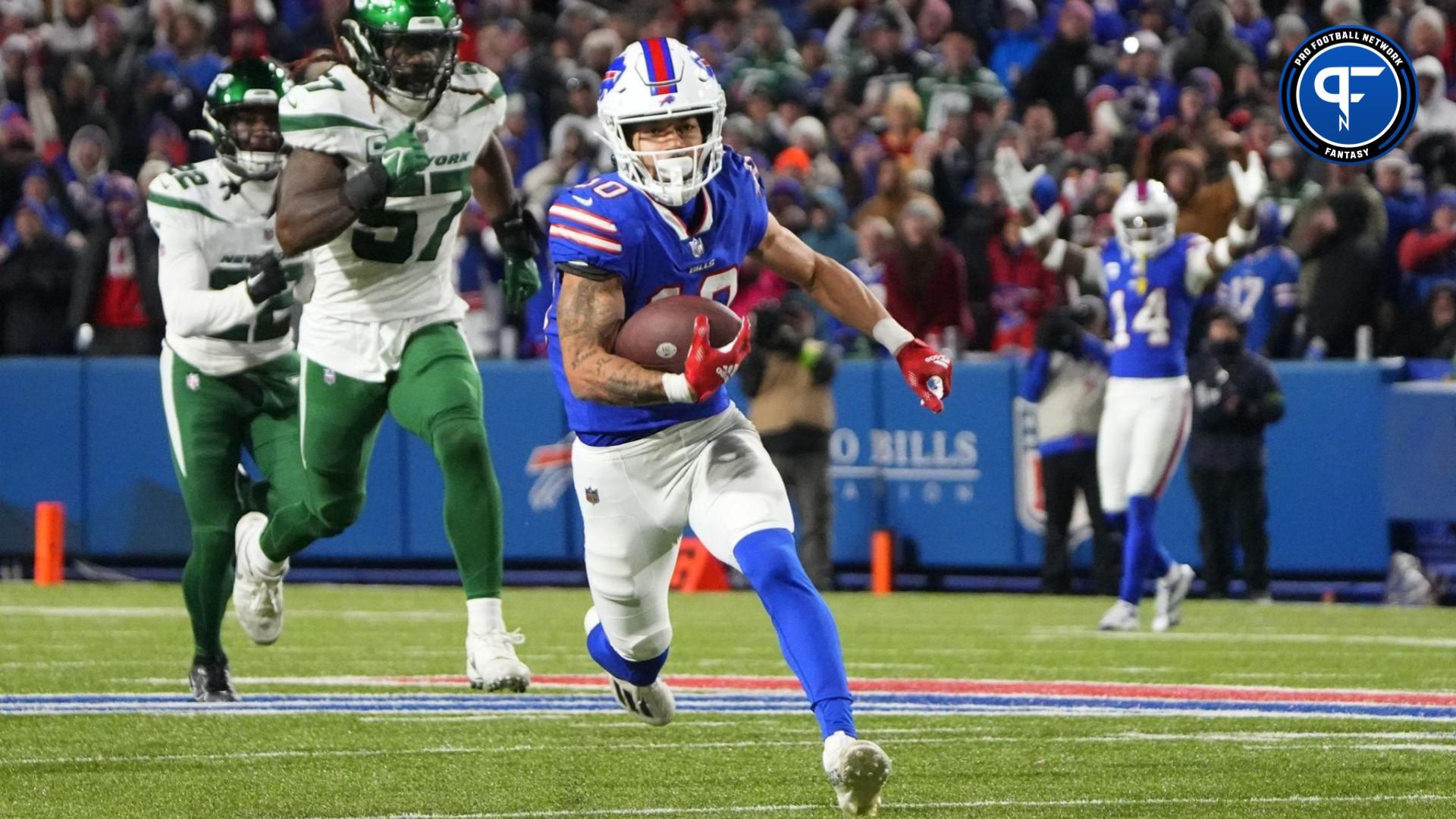 Buffalo Bills WR Khalil Shakir (10) runs for a touchdown against the New York Jets.